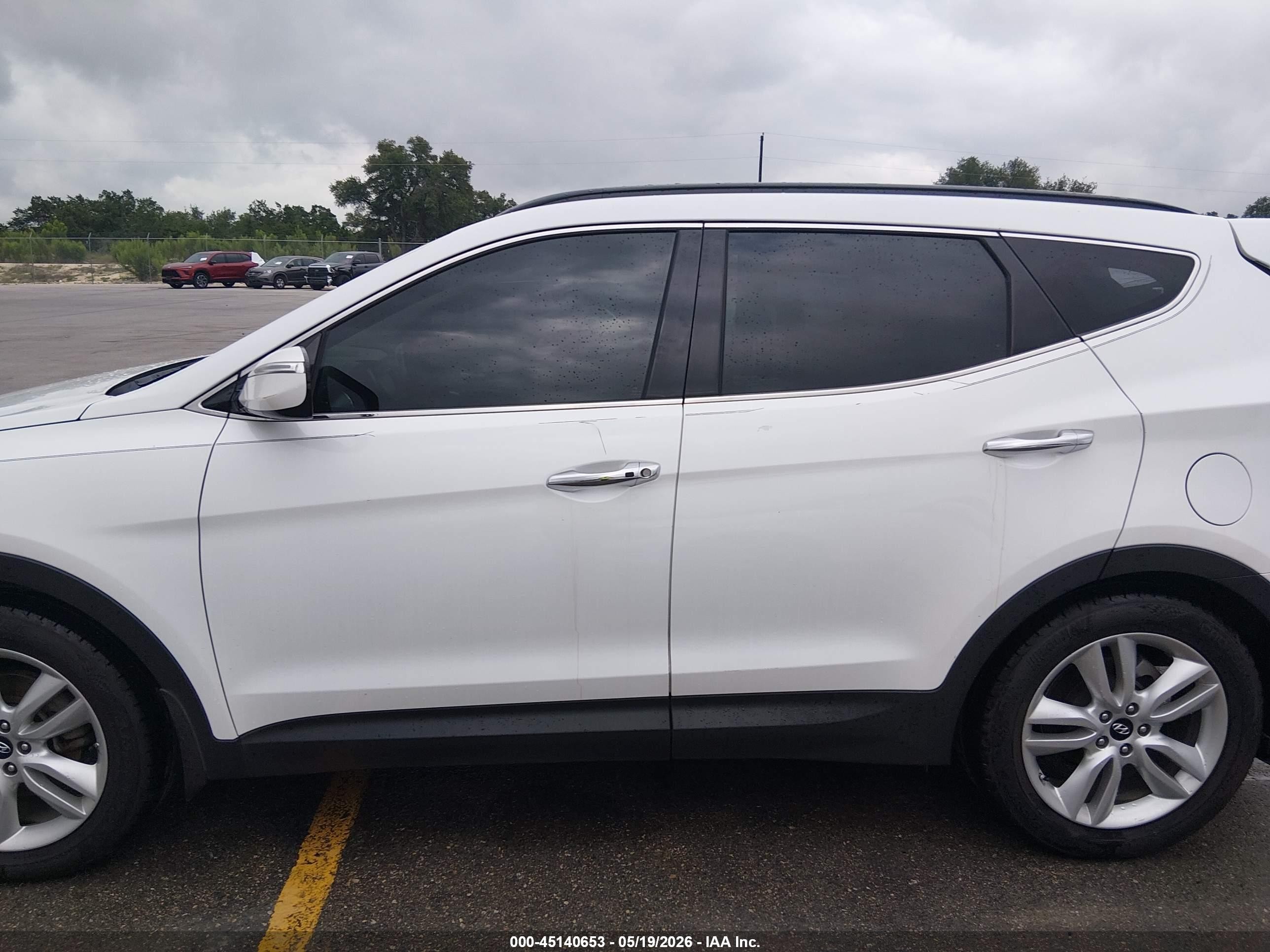 2015 Hyundai Santa Fe Sport 2.0l Turbo Белый vin: 5XYZW4LA4FG289520