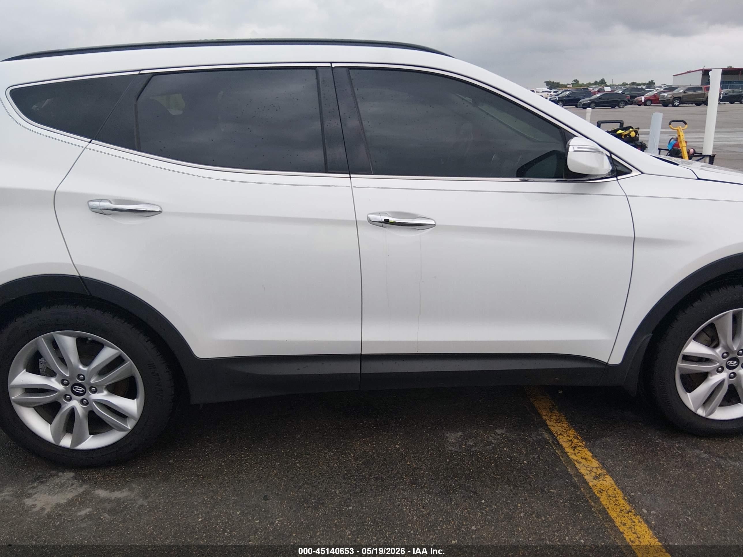 2015 Hyundai Santa Fe Sport 2.0l Turbo Белый vin: 5XYZW4LA4FG289520