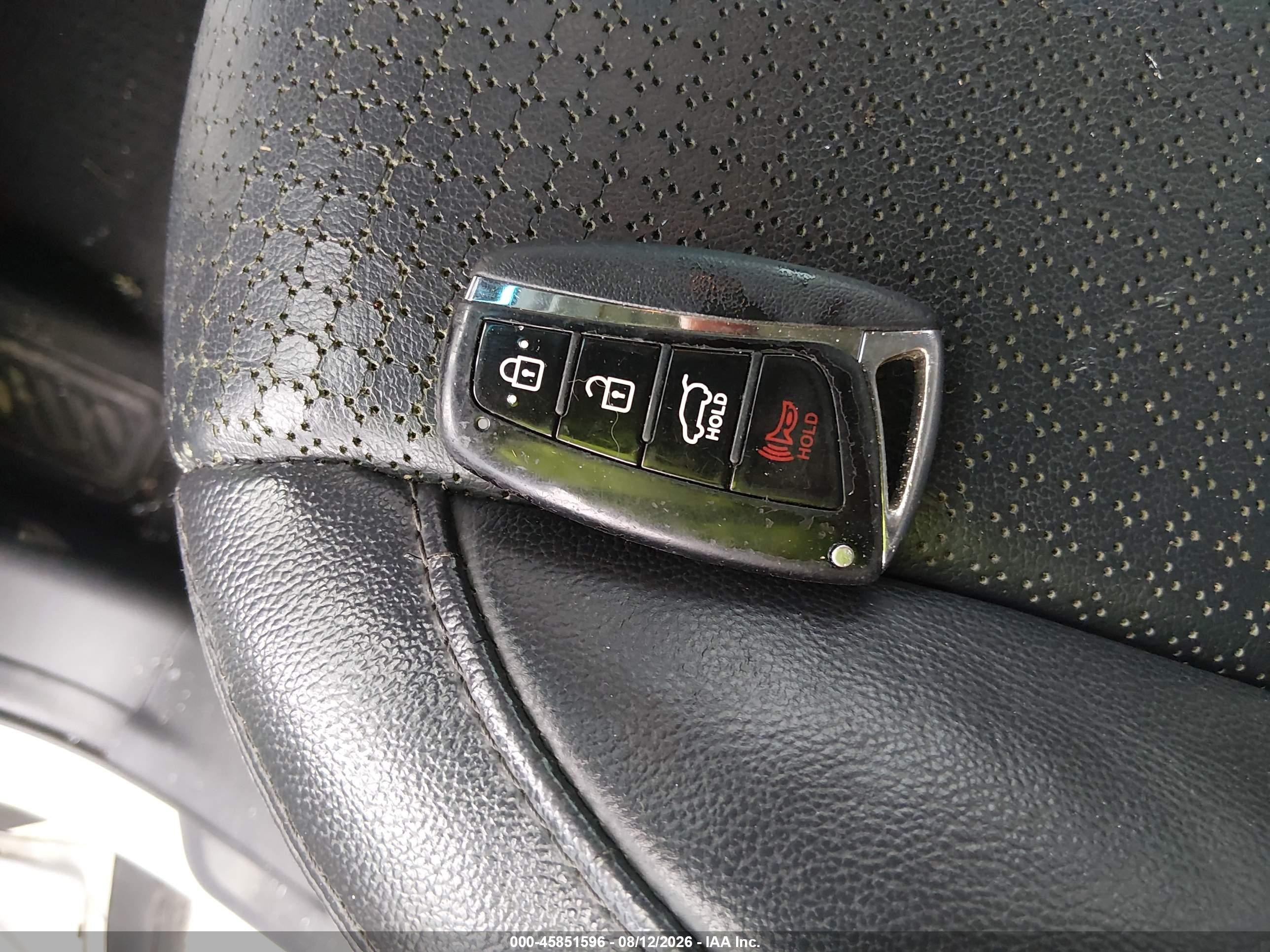 2015 Hyundai Santa Fe Sport 2.0l Turbo Белый vin: 5XYZW4LA5FG261385
