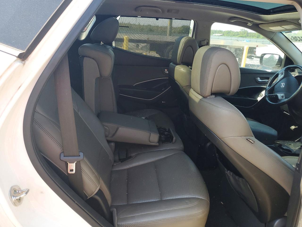 2015 Hyundai Santa Fe Sport 2.0t Белый vin: 5XYZW4LA6FG248743