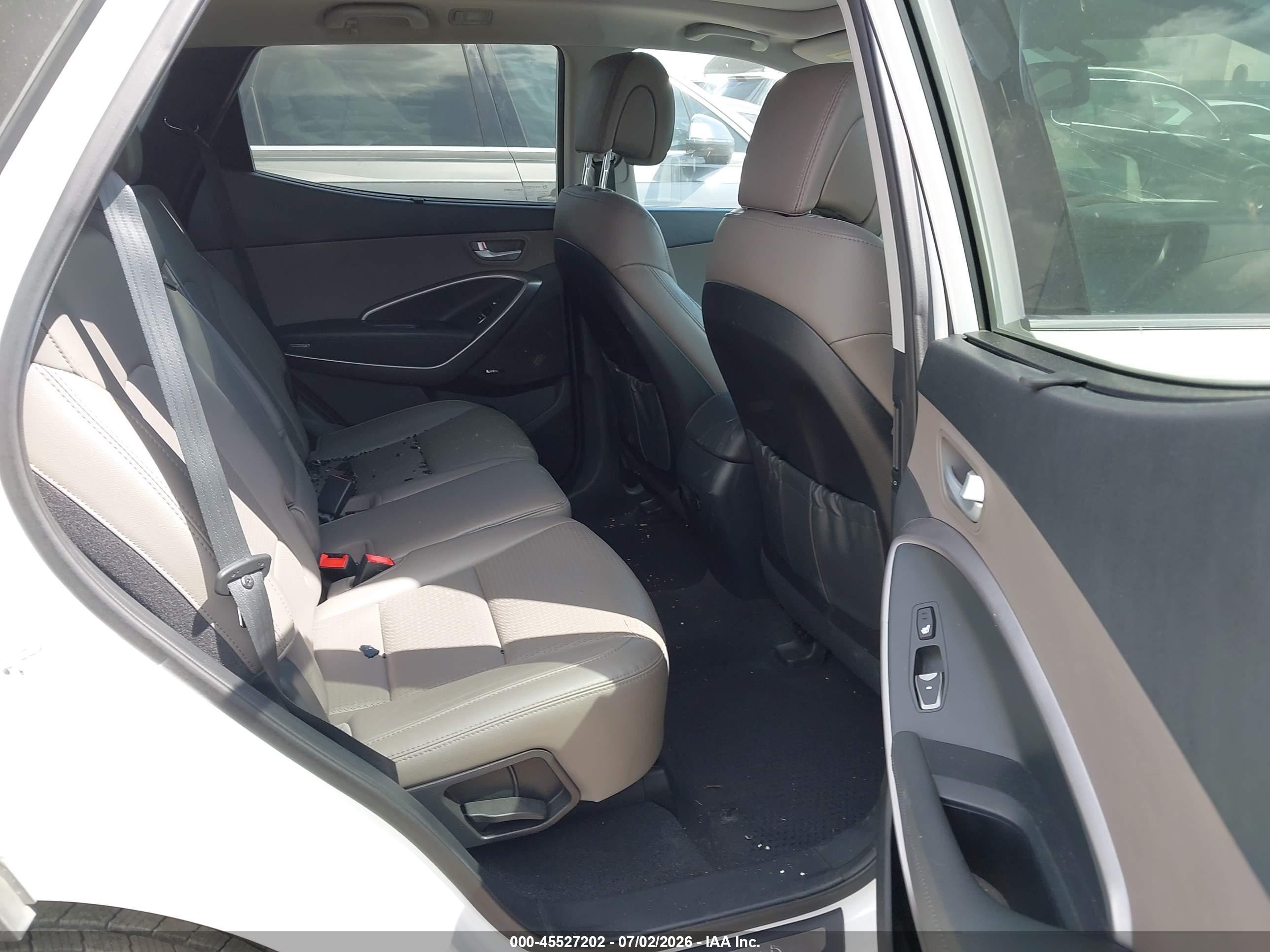 2015 Hyundai Santa Fe Sport 2.0l Turbo White vin: 5XYZW4LA7FG240537