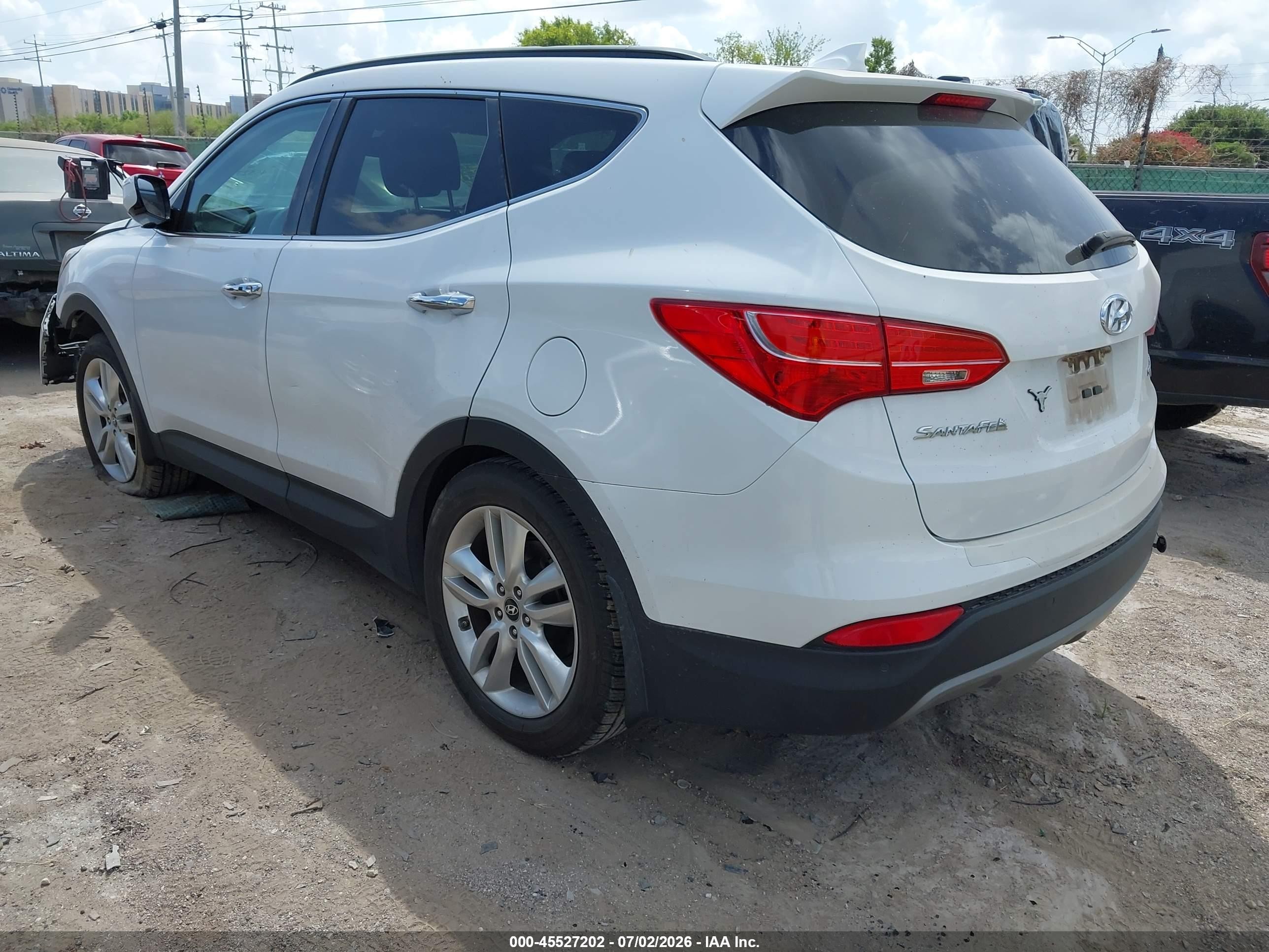 2015 Hyundai Santa Fe Sport 2.0l Turbo White vin: 5XYZW4LA7FG240537