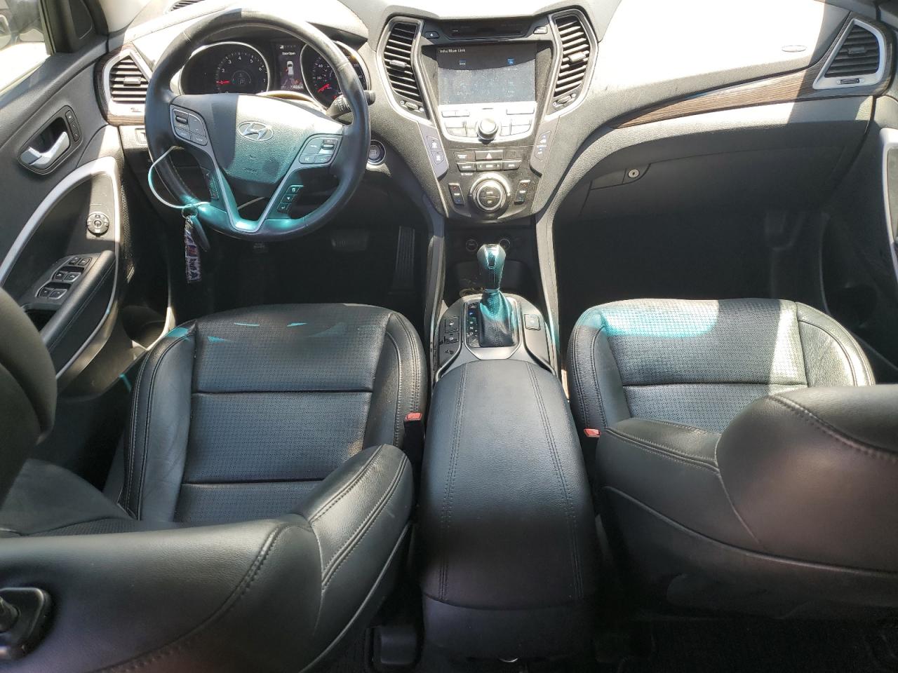 2015 Hyundai Santa Fe Sport White vin: 5XYZW4LA7FG281296