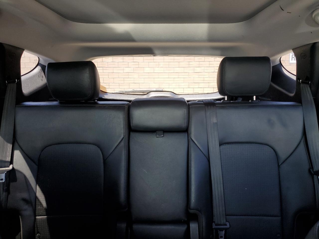 2015 Hyundai Santa Fe Sport White vin: 5XYZW4LA7FG281296
