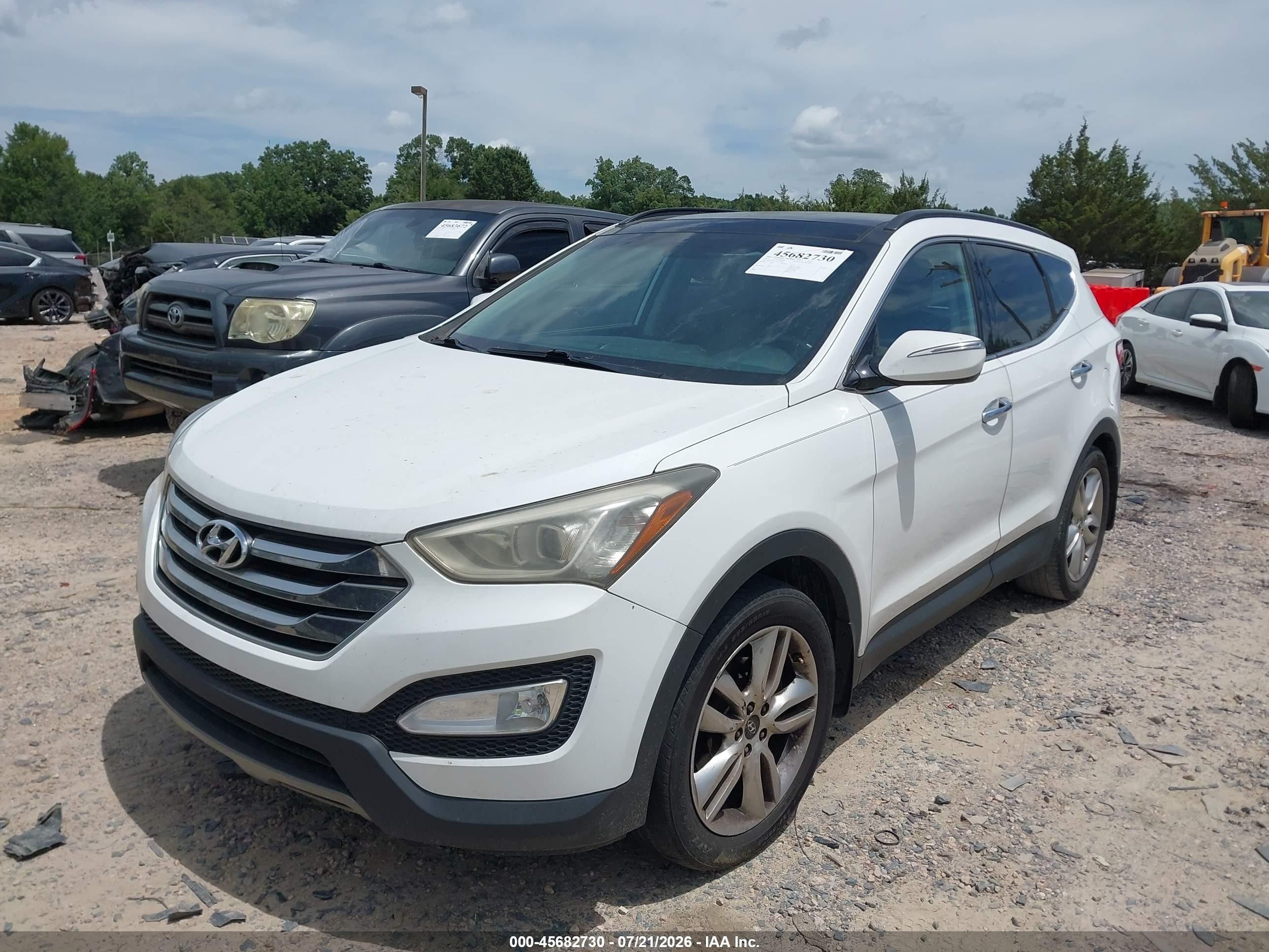 2015 Hyundai Santa Fe Sport 2.0l Turbo White vin: 5XYZW4LA8FG250509