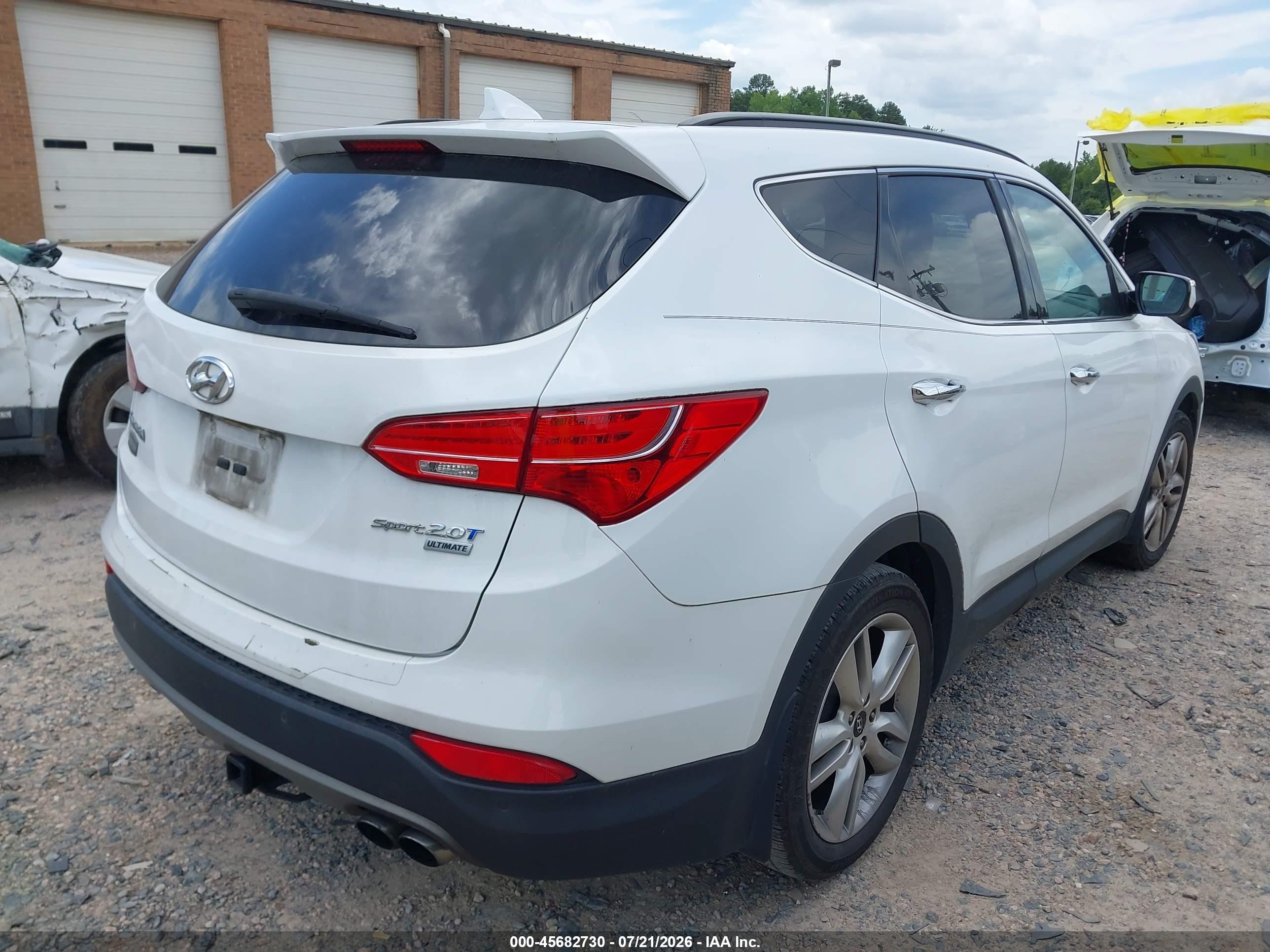 2015 Hyundai Santa Fe Sport 2.0l Turbo White vin: 5XYZW4LA8FG250509