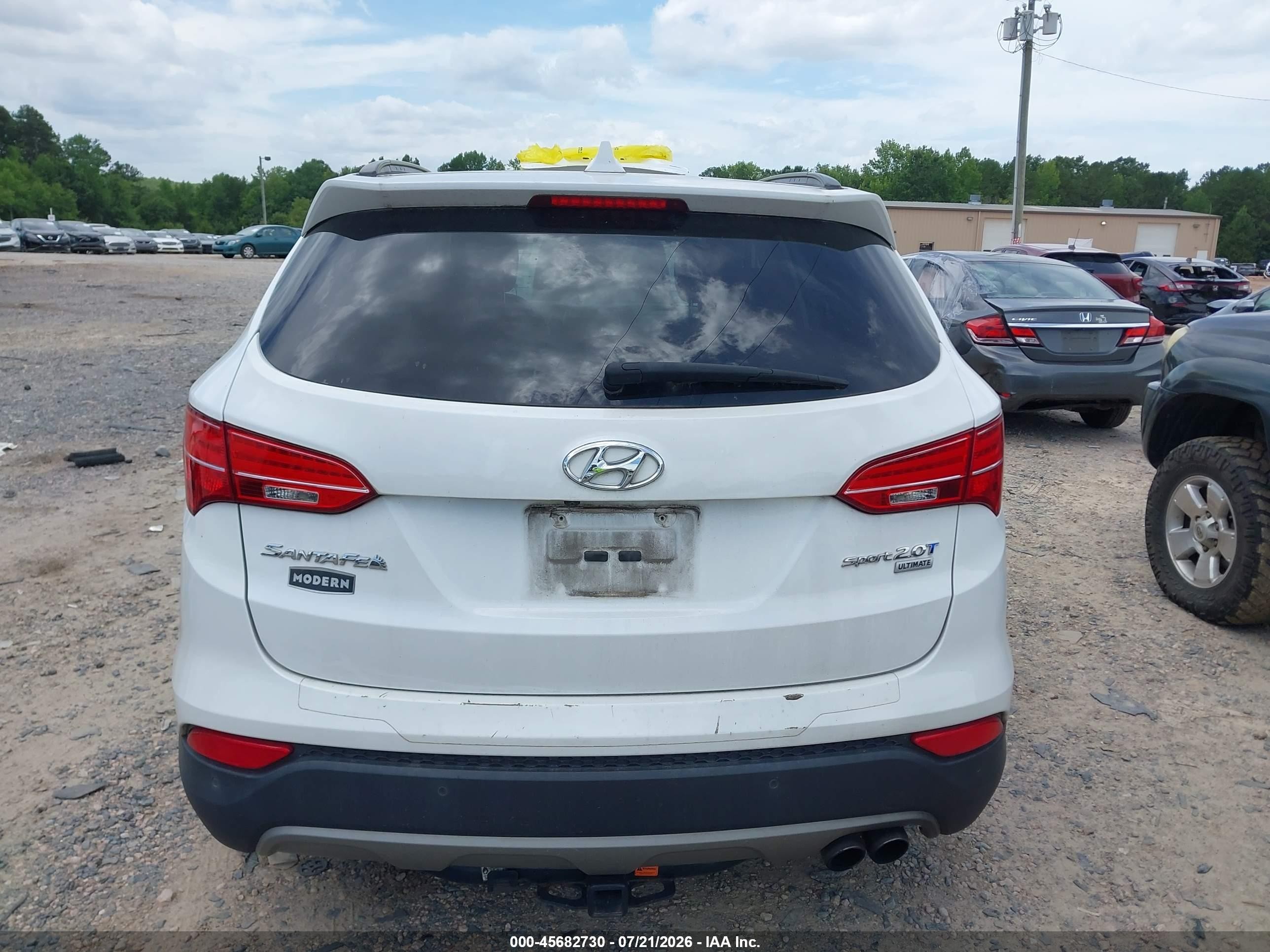 2015 Hyundai Santa Fe Sport 2.0l Turbo White vin: 5XYZW4LA8FG250509