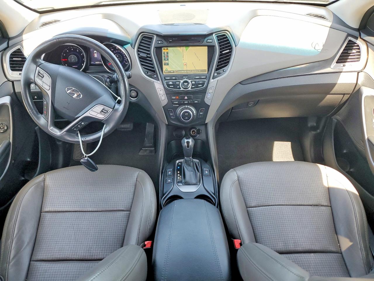 2015 Hyundai Santa Fe Sport 2.0t Серебряный vin: 5XYZW4LA8FG255144