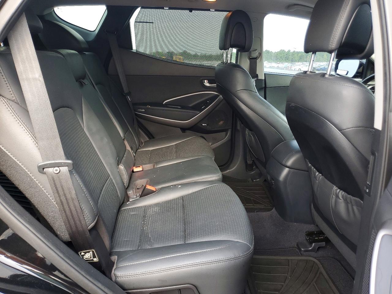 2016 Hyundai Santa Fe Sport 2.0t Черный vin: 5XYZWDLA0GG362853