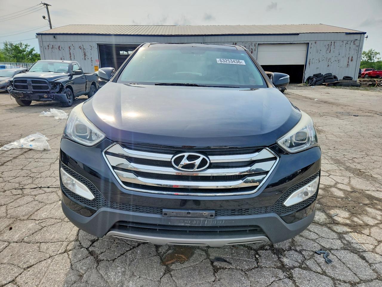 2013 Hyundai Santa Fe Sport 2.0t Black vin: 5XYZWDLA1DG101792