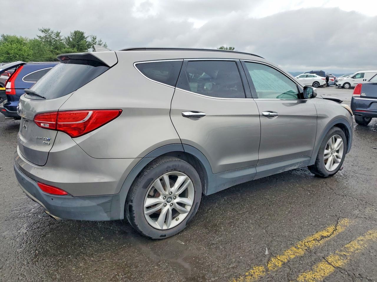 2014 Hyundai Santa Fe Sport 2.0t Gray vin: 5XYZWDLA1EG135071