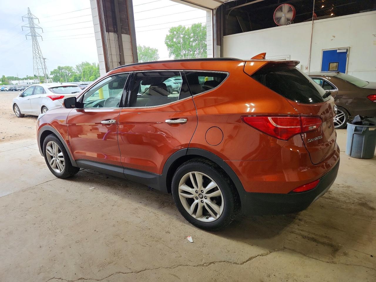 2014 Hyundai Santa Fe Sport 2.0t Оранжевый vin: 5XYZWDLA3EG231851