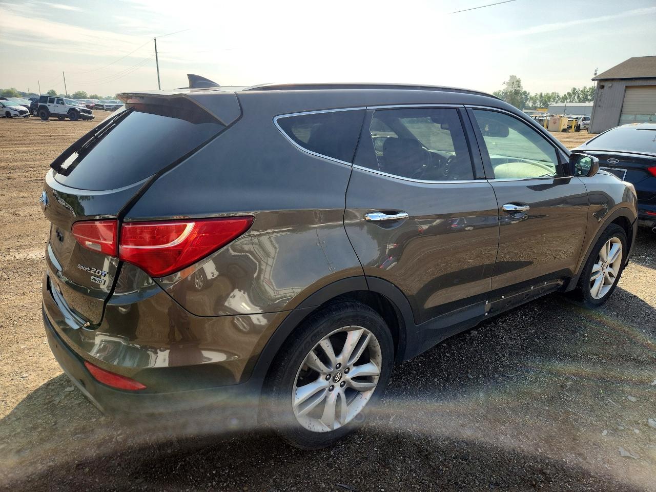 2014 Hyundai Santa Fe Sport 2.0t Silver vin: 5XYZWDLA4EG212225