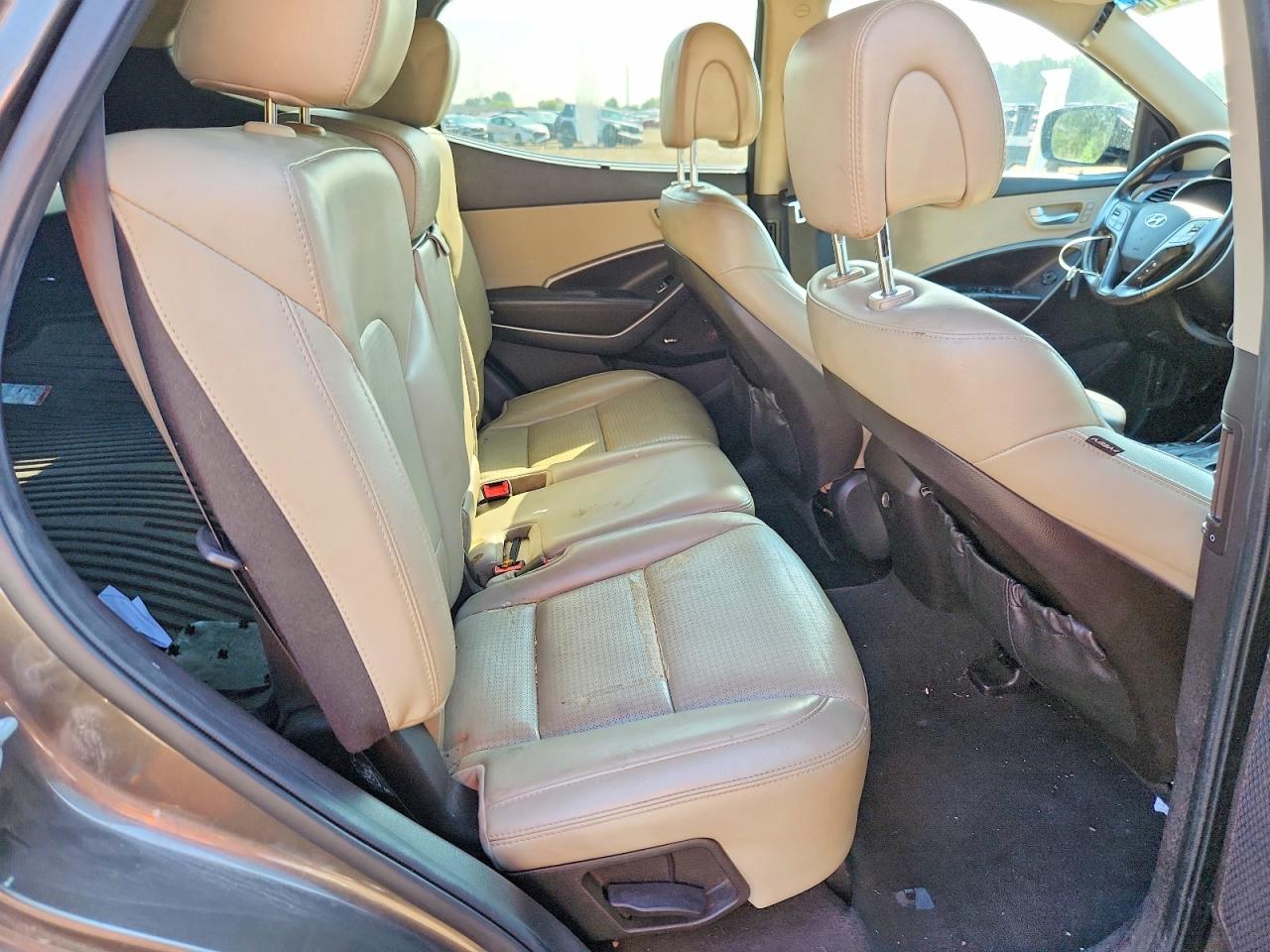 2014 Hyundai Santa Fe Sport 2.0t Silver vin: 5XYZWDLA4EG212225