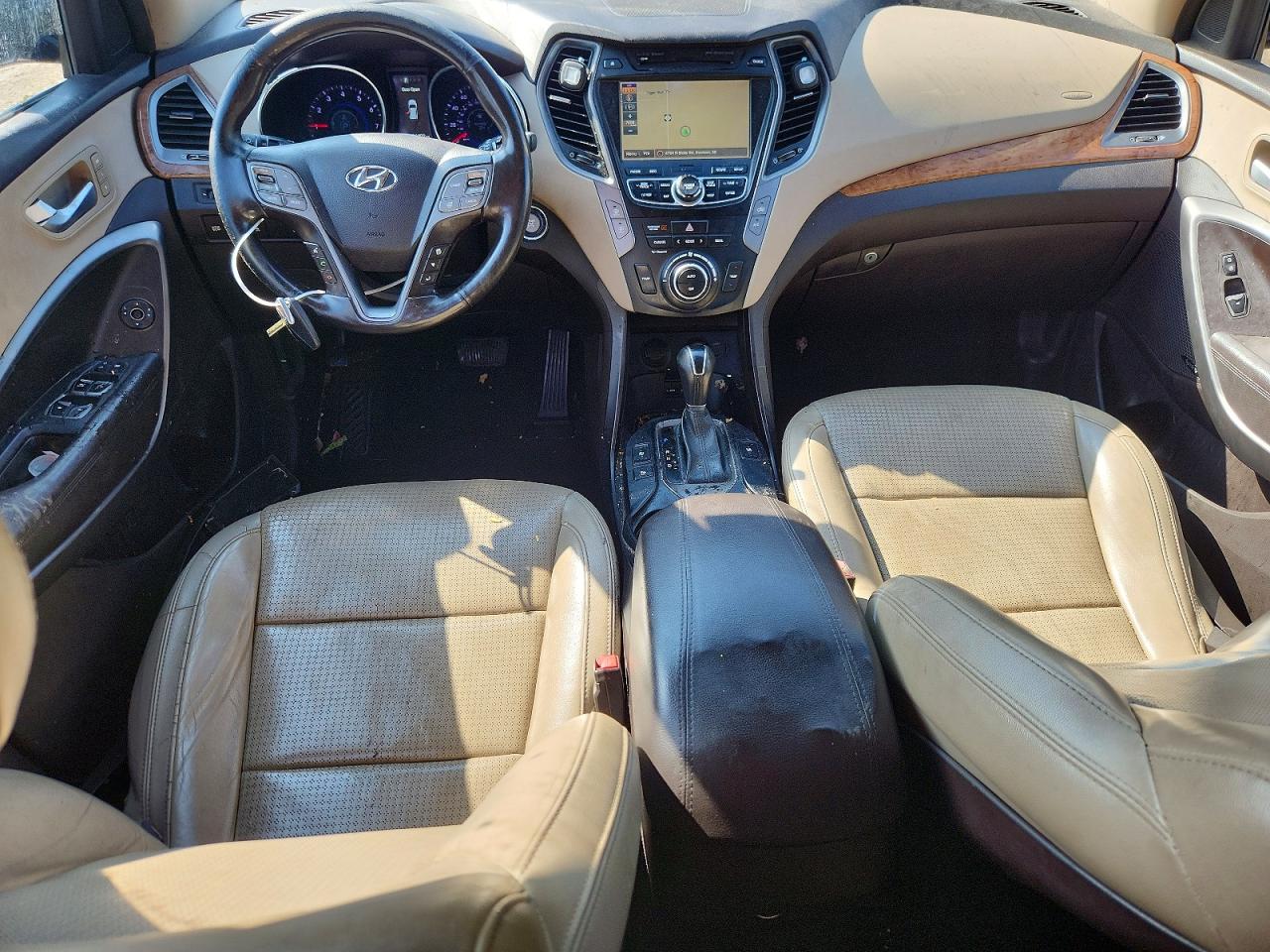 2014 Hyundai Santa Fe Sport 2.0t Silver vin: 5XYZWDLA4EG212225
