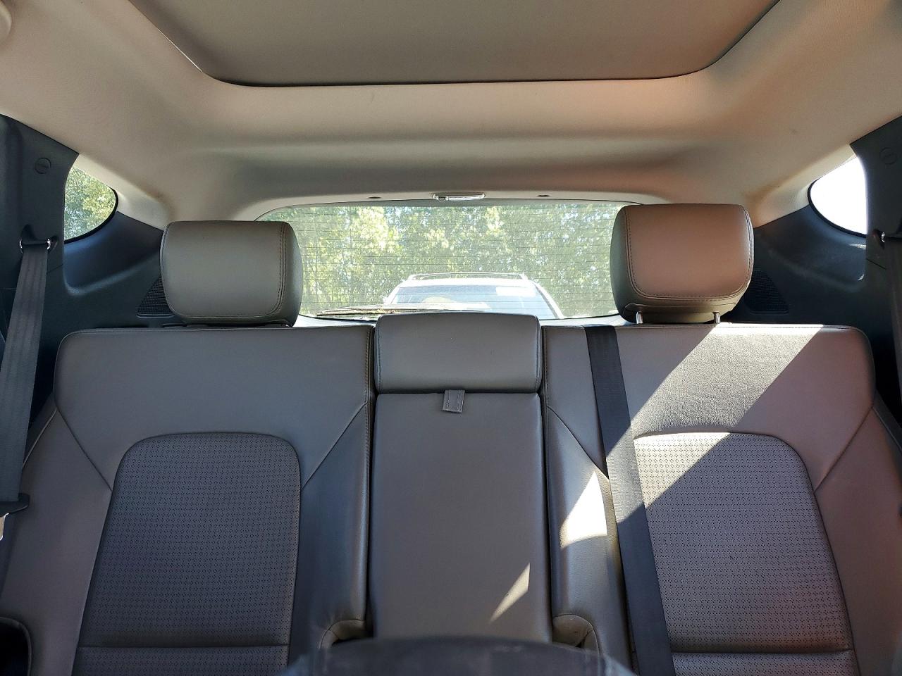 2013 Hyundai Santa Fe Sport 2.0t Silver vin: 5XYZWDLA5DG034534