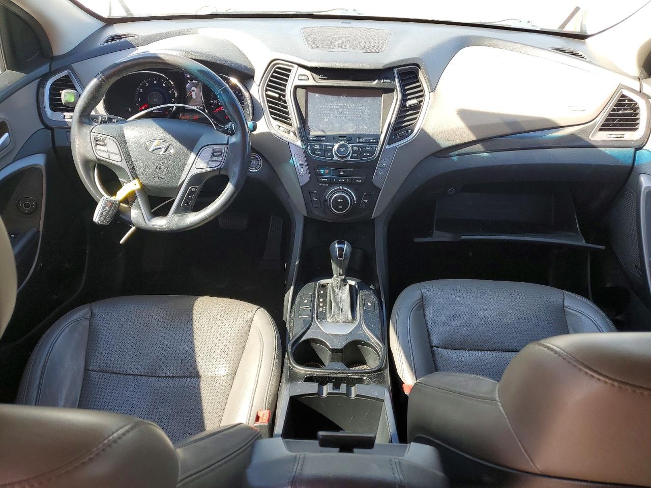 2013 Hyundai Santa Fe Sport 2.0t Silver vin: 5XYZWDLA5DG034534