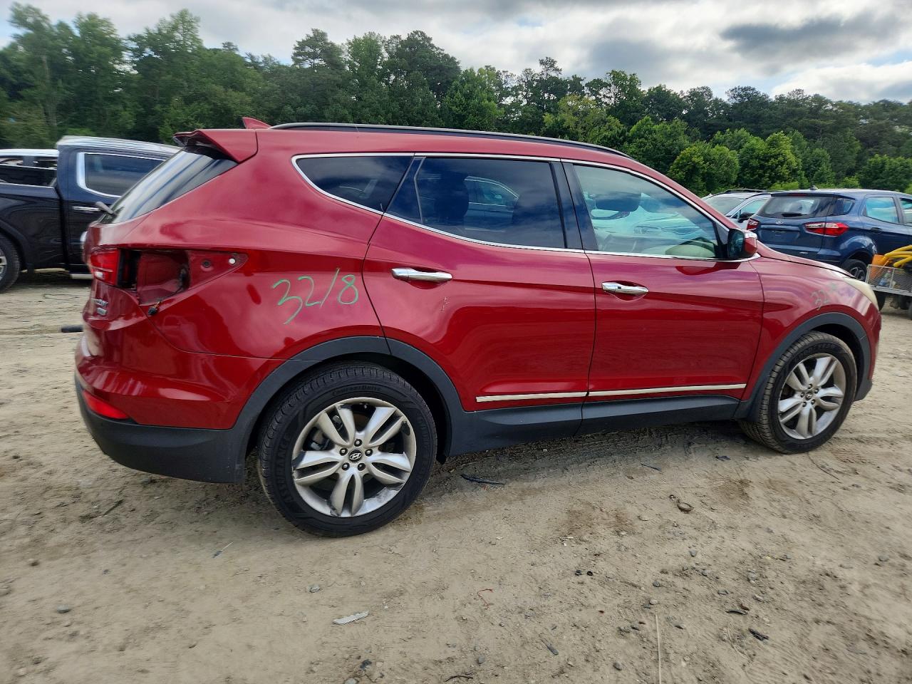 2014 Hyundai Santa Fe Sport 2.0t Red vin: 5XYZWDLA5EG139771