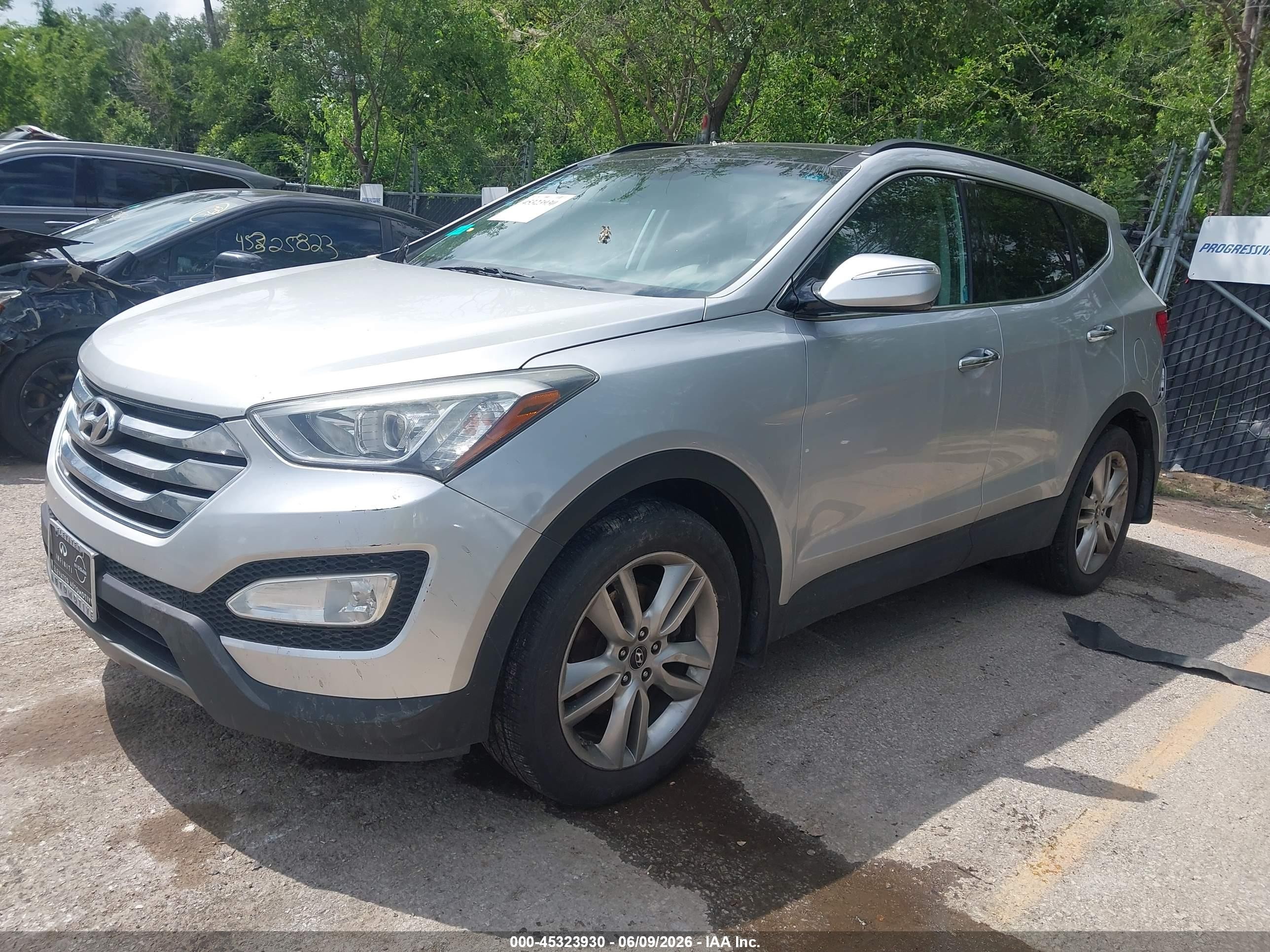 2014 Hyundai Santa Fe Sport 2.0l Turbo Silver vin: 5XYZWDLA9EG223687