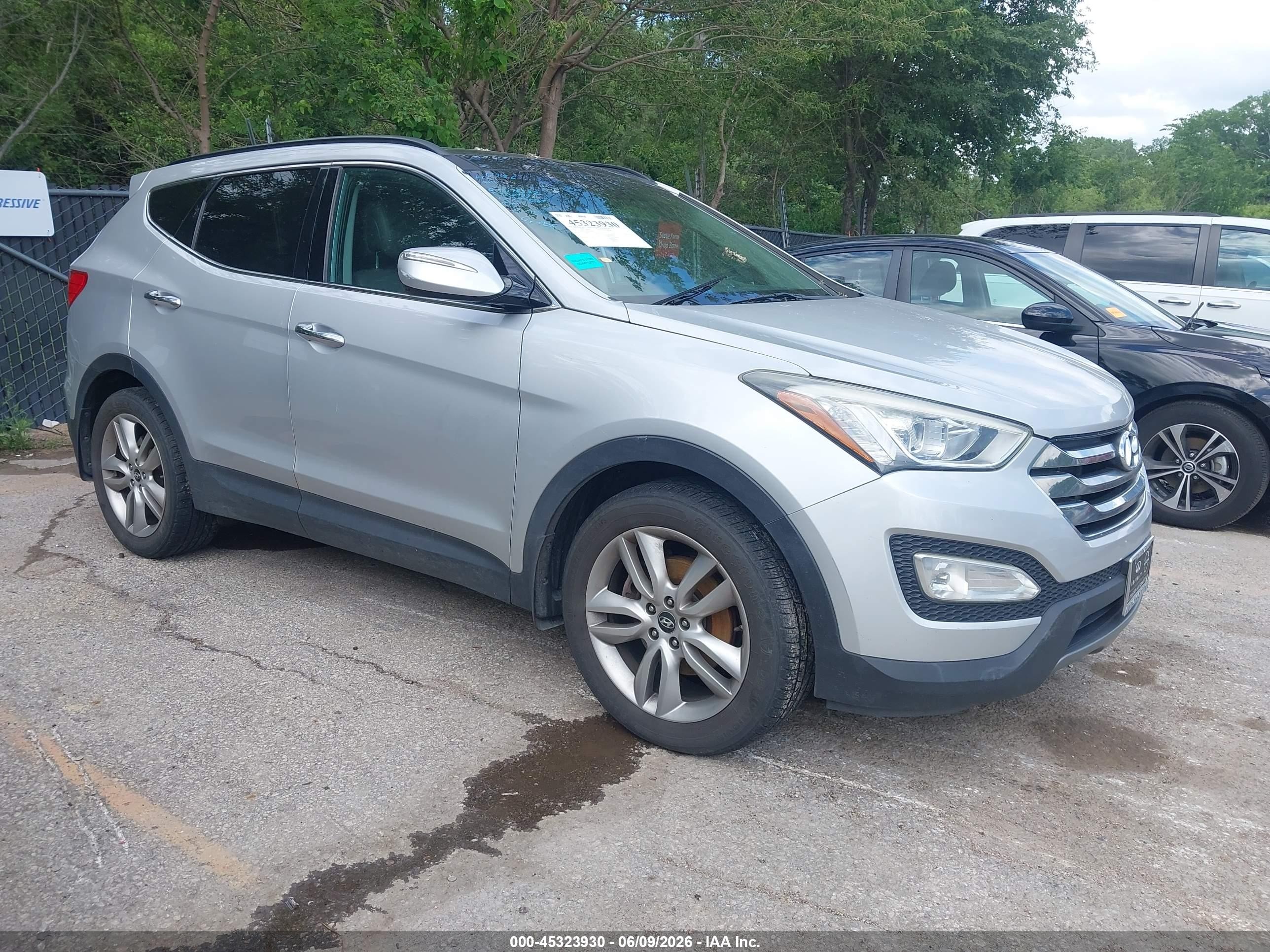 2014 Hyundai Santa Fe Sport 2.0l Turbo Silver vin: 5XYZWDLA9EG223687