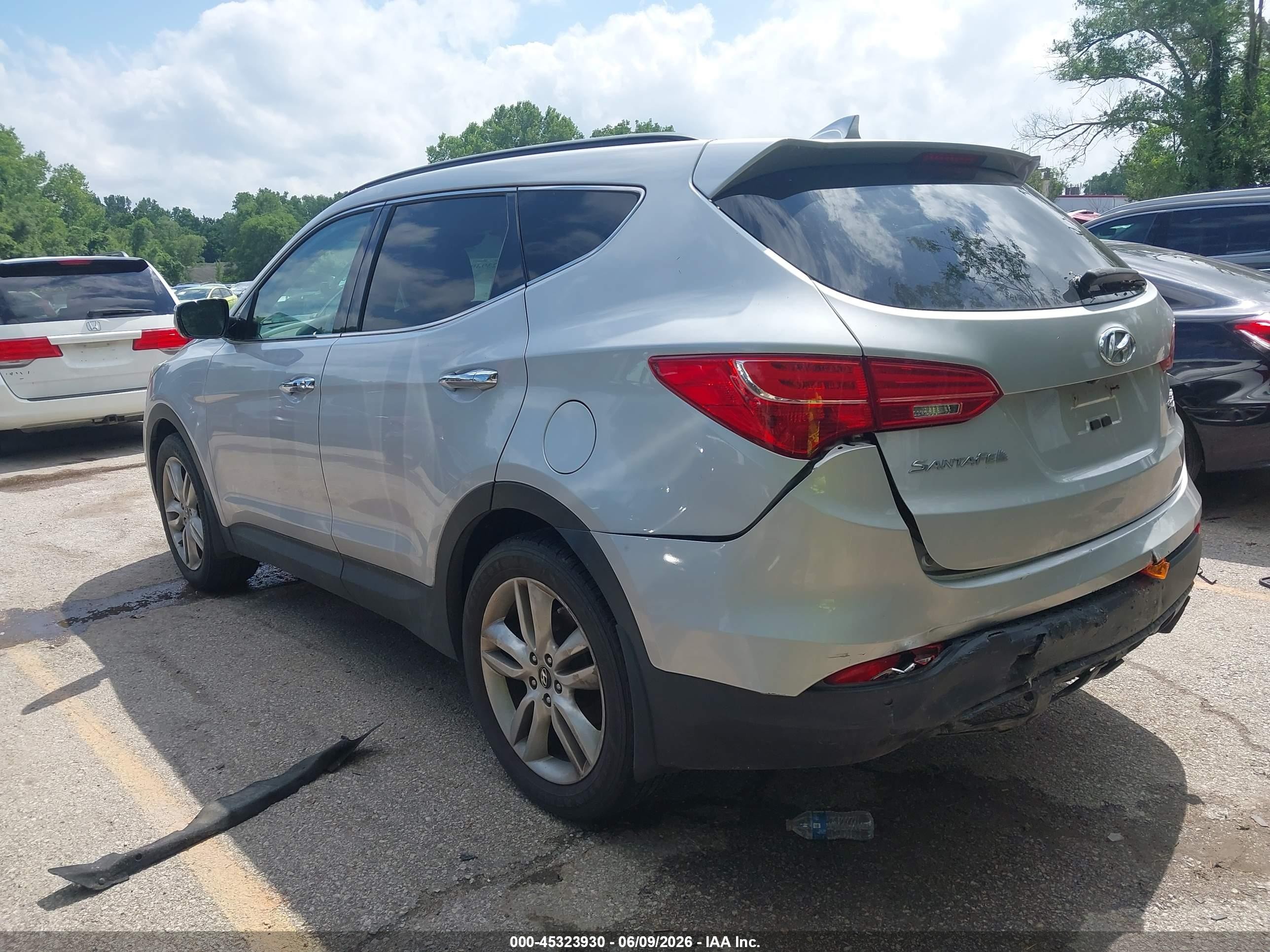 2014 Hyundai Santa Fe Sport 2.0l Turbo Silver vin: 5XYZWDLA9EG223687