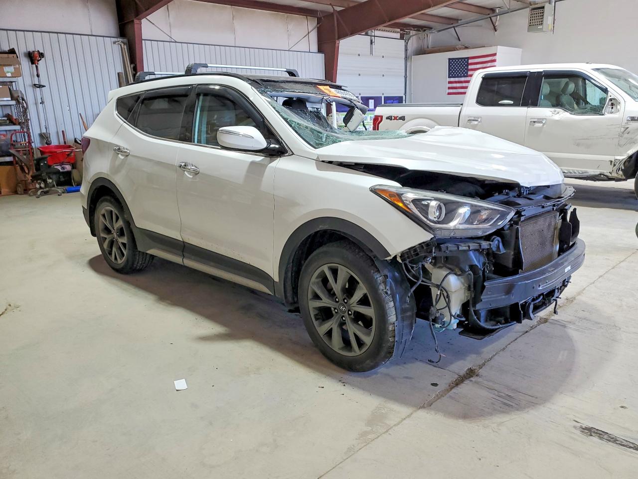 2018 Hyundai Santa Fe Sport 2.0t Ultimate White vin: 5XYZWDLA9JG566543