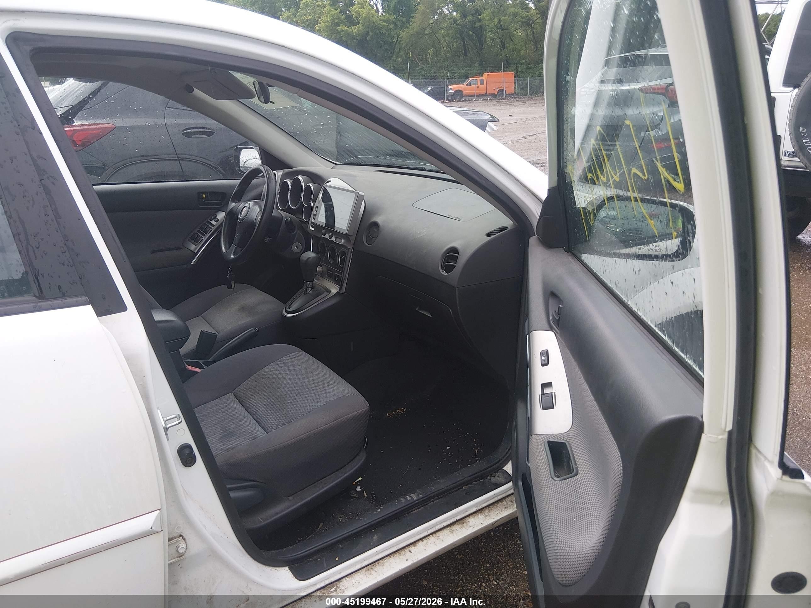 2003 Pontiac Vibe   White vin: 5Y2SL62803Z444775
