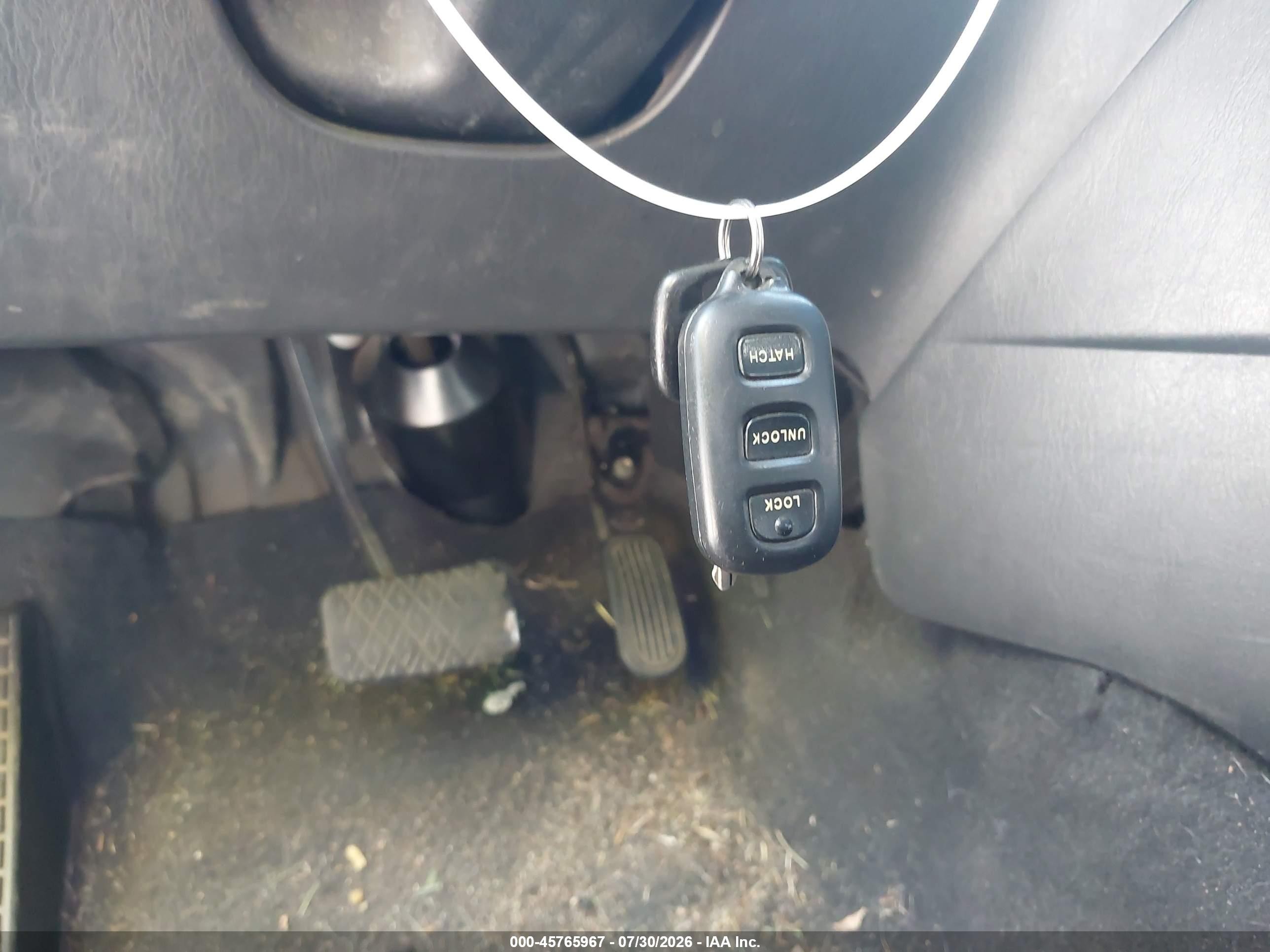 2003 Pontiac Vibe   Silver vin: 5Y2SL62803Z452861
