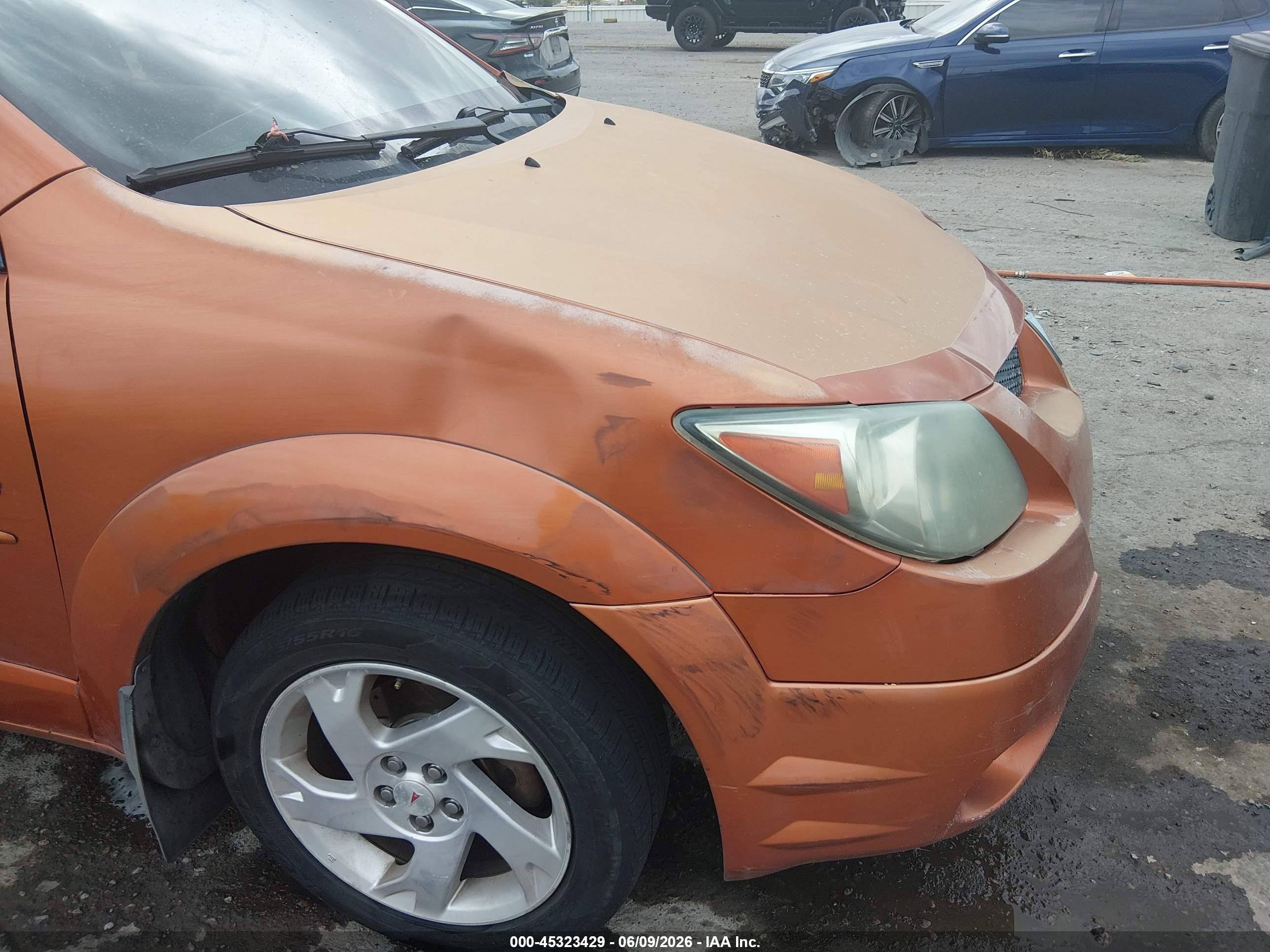 2004 Pontiac Vibe Orange vin: 5Y2SL62804Z411017