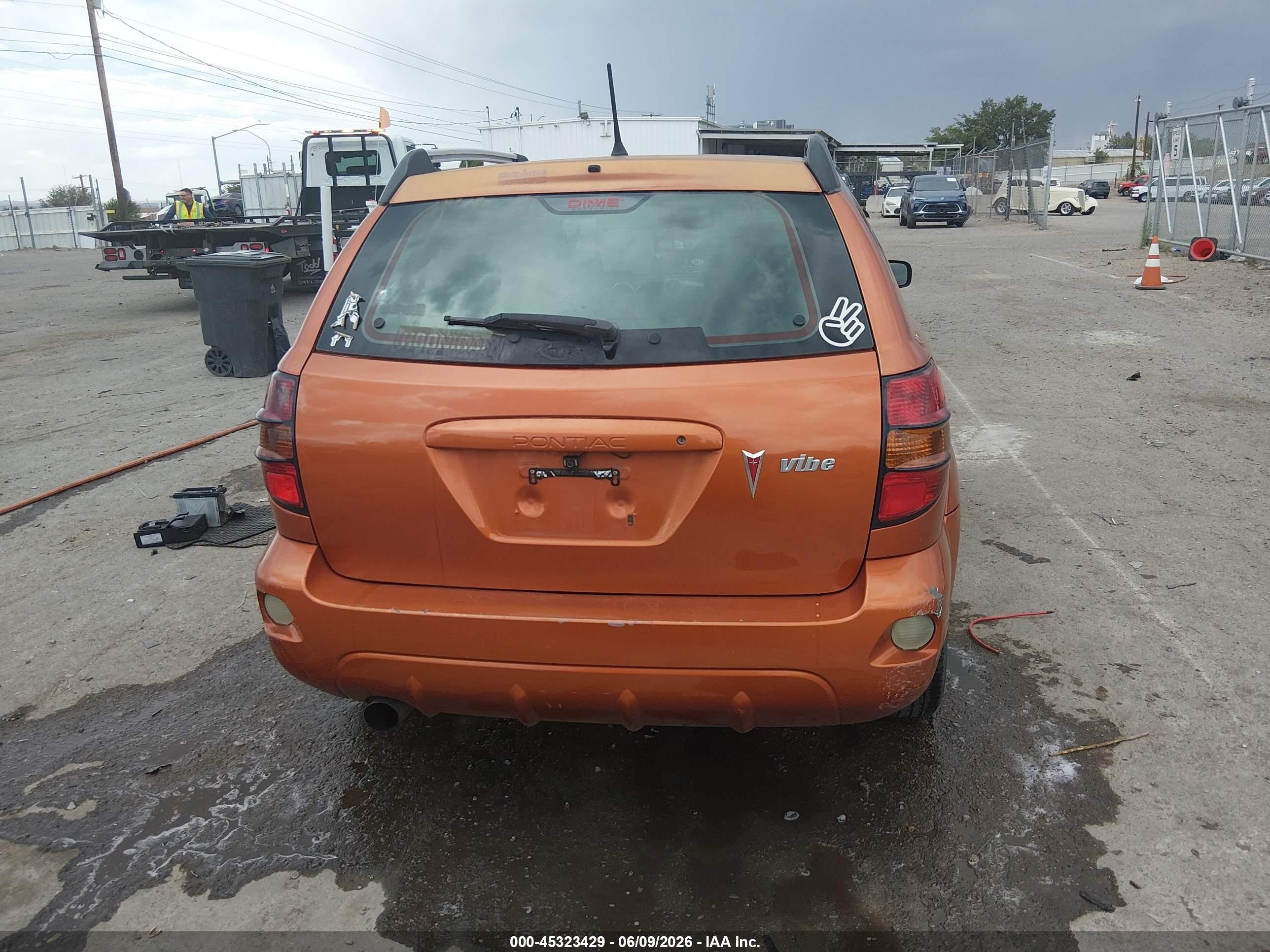 2004 Pontiac Vibe Orange vin: 5Y2SL62804Z411017