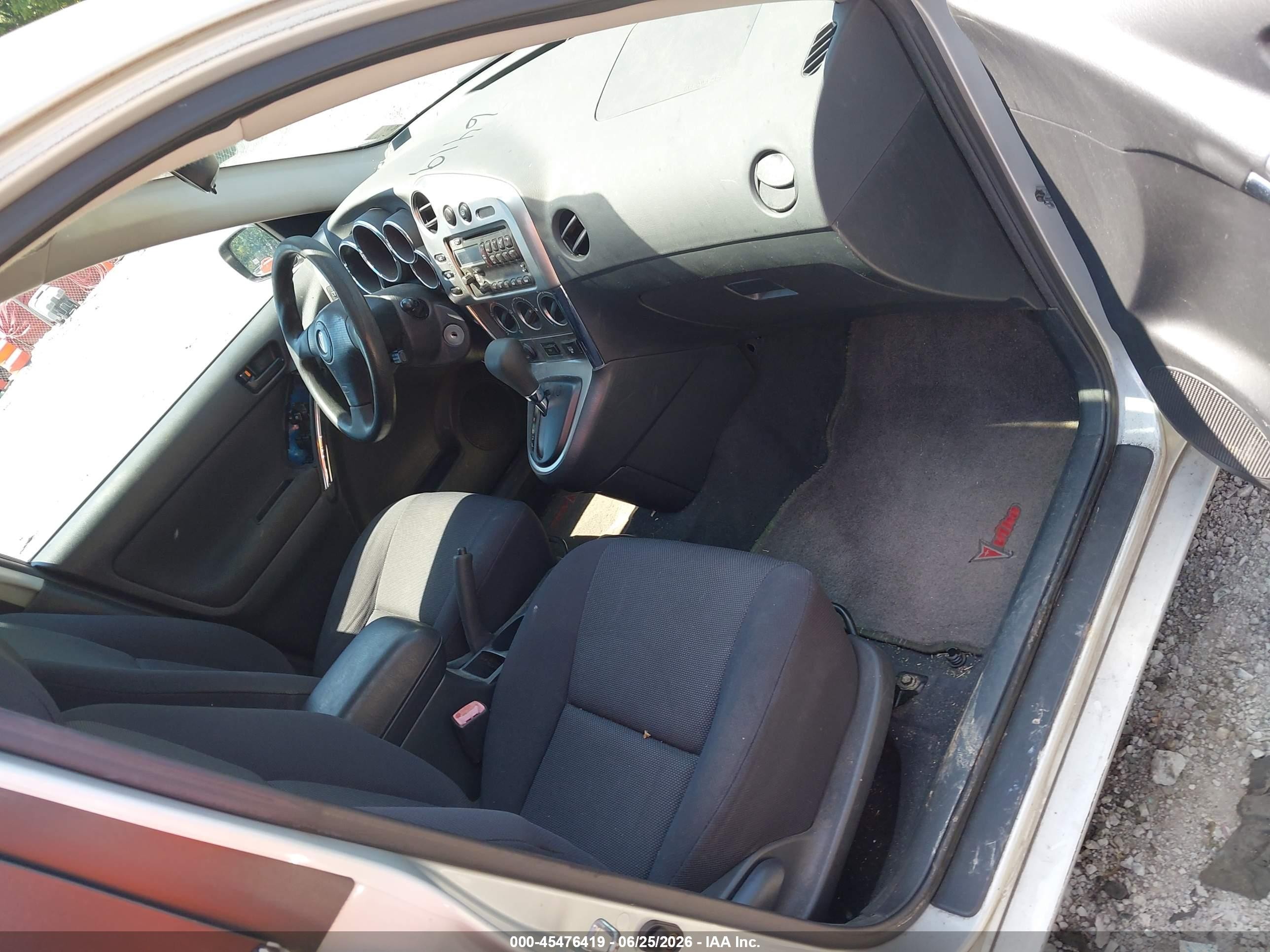 2004 Pontiac Vibe   Серебряный vin: 5Y2SL62804Z451064