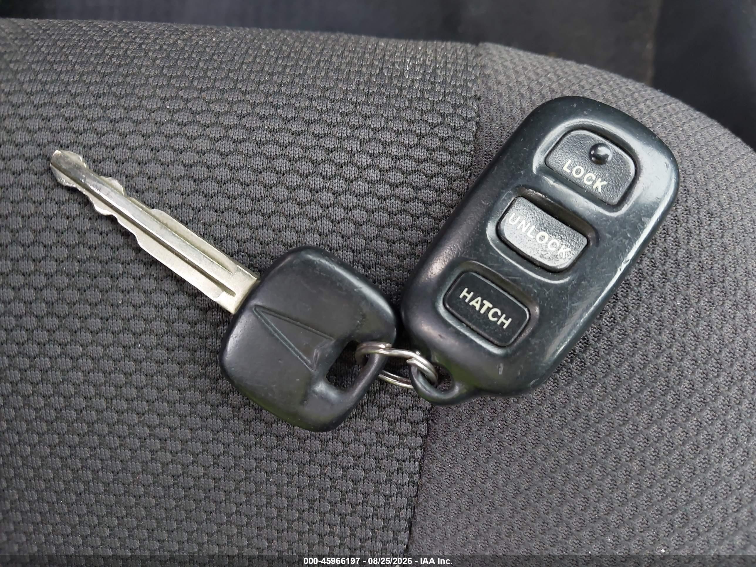 2003 Pontiac Vibe Burgundy vin: 5Y2SL62813Z474982