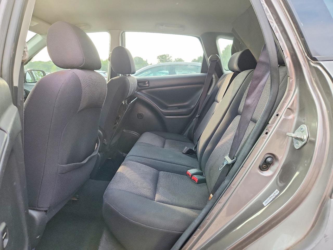 2004 Pontiac Vibe Серый vin: 5Y2SL62814Z425055