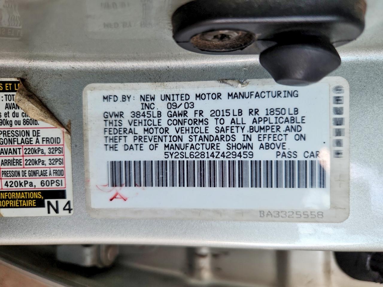 2004 Pontiac Vibe Серебряный vin: 5Y2SL62814Z429459