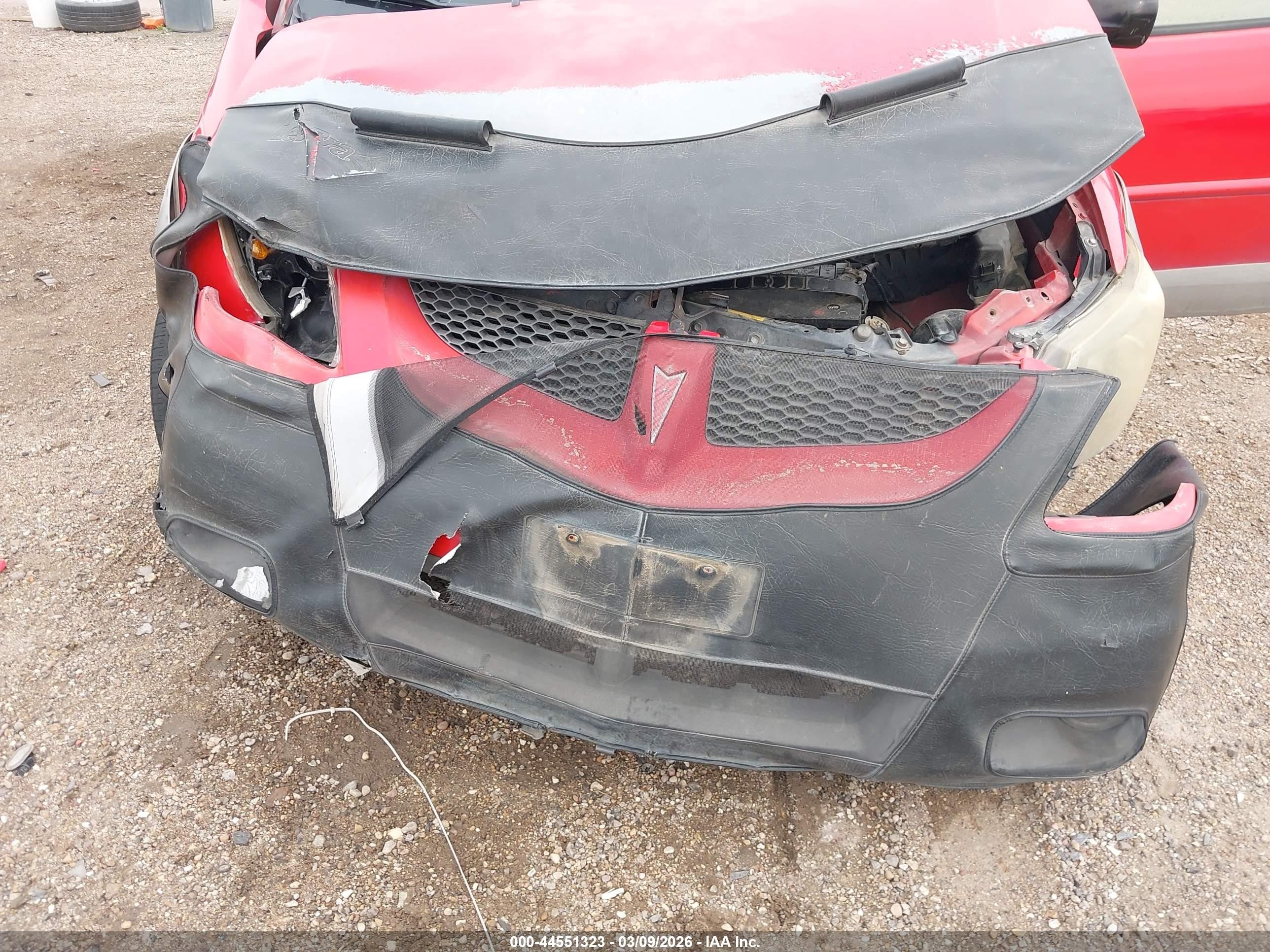 2003 Pontiac Vibe   Red vin: 5Y2SL62823Z423572