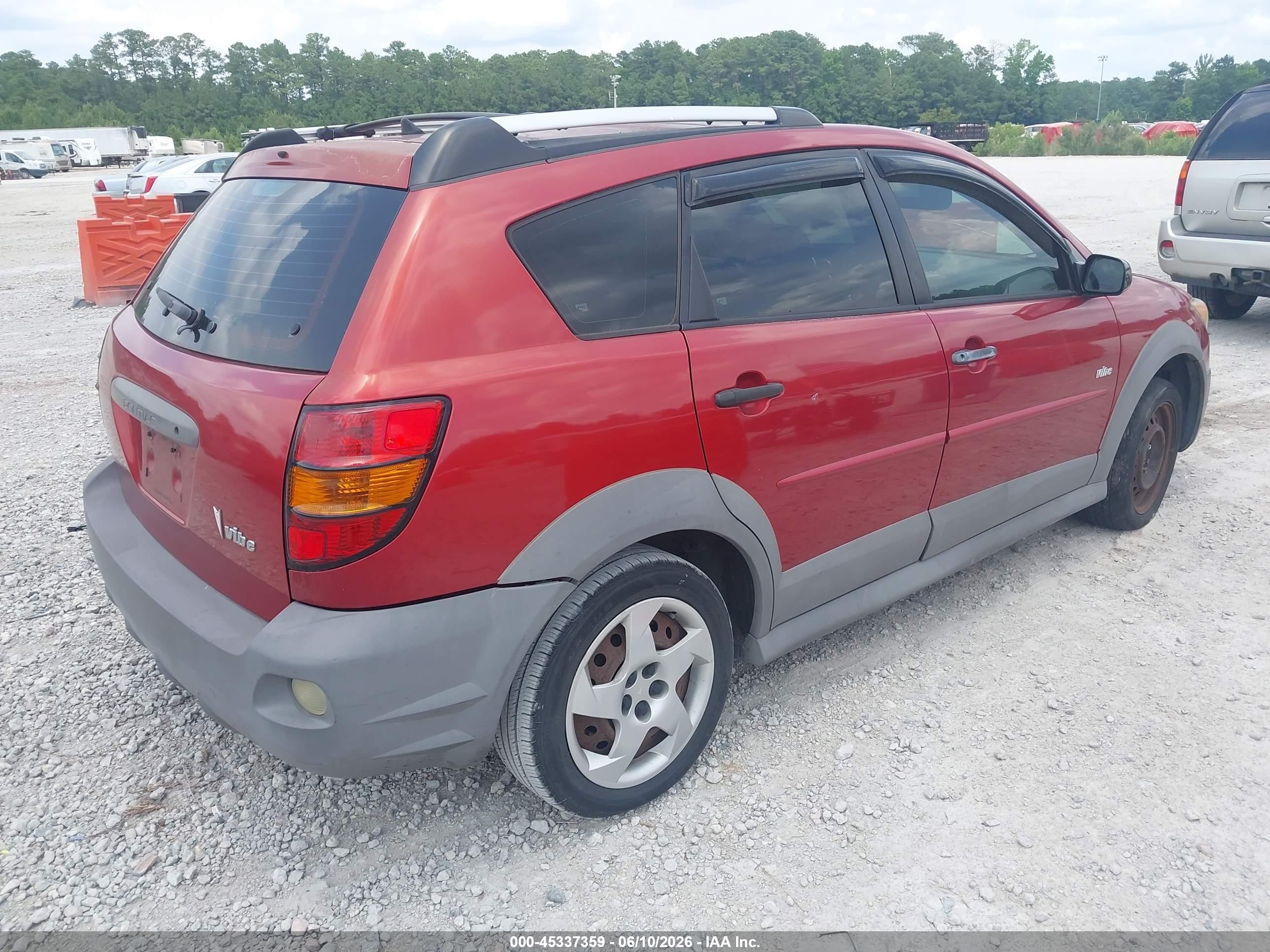 2004 Pontiac Vibe   Red vin: 5Y2SL62824Z404473