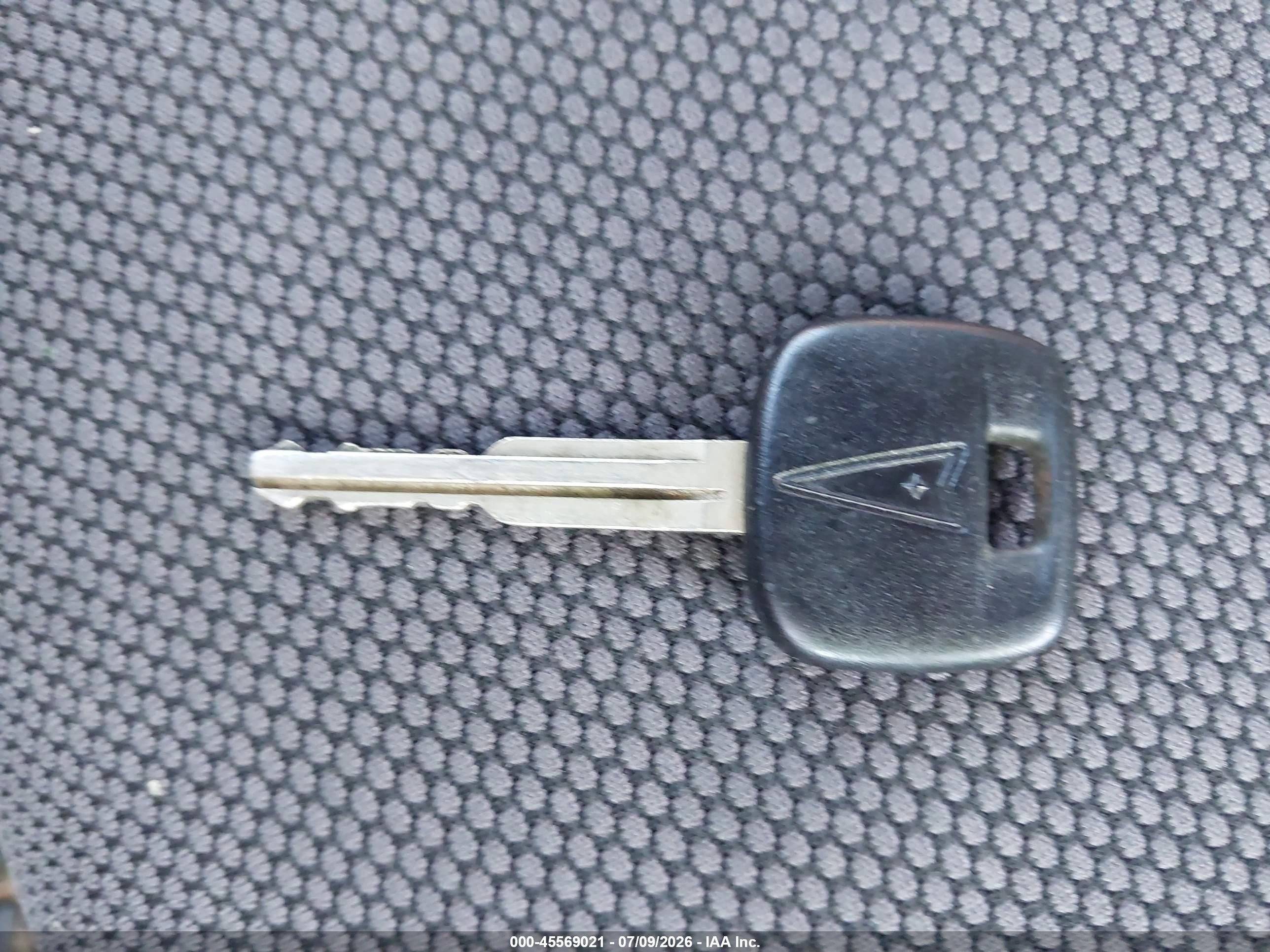 2004 Pontiac Vibe   Silver vin: 5Y2SL62824Z421628