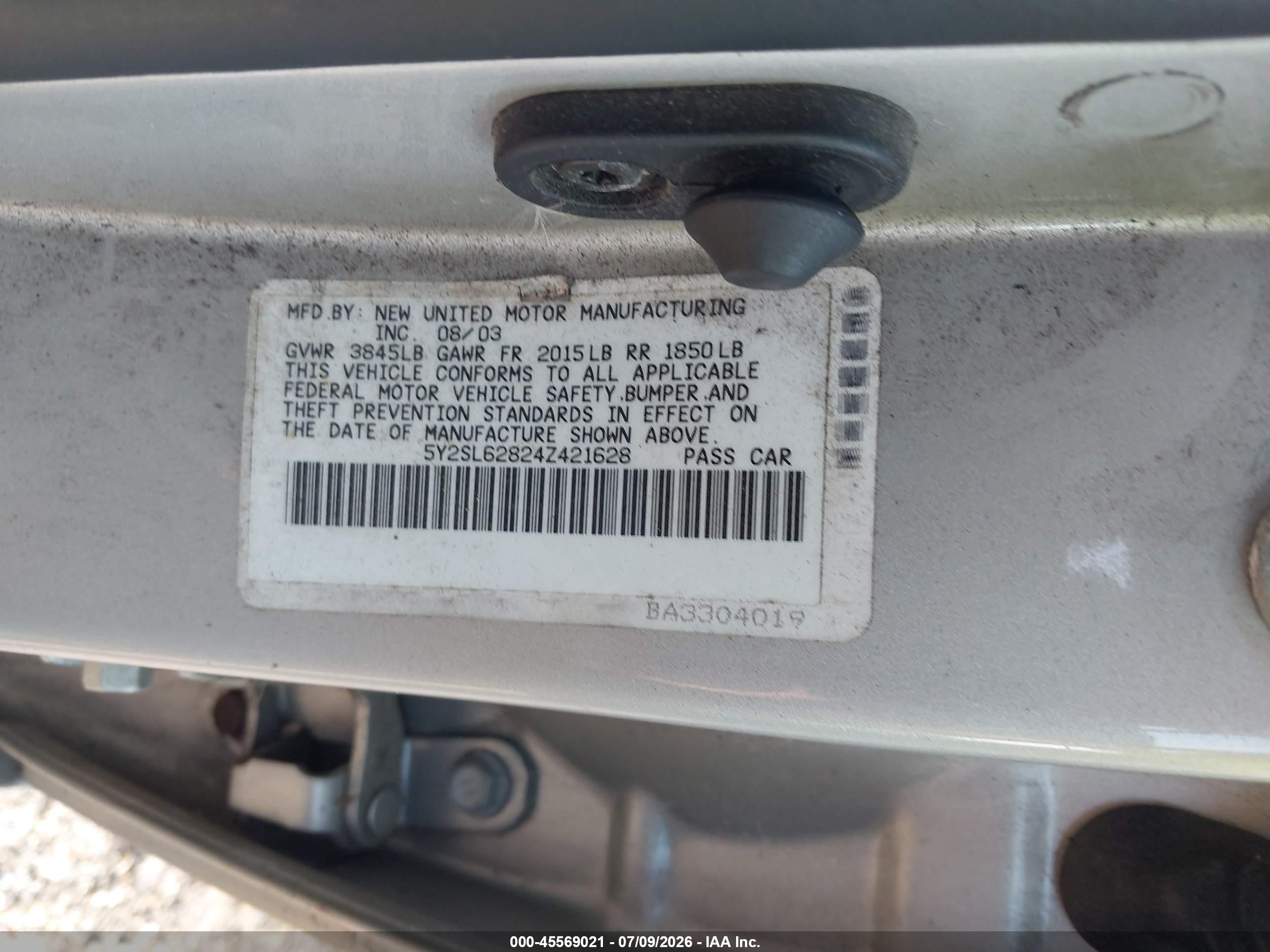 2004 Pontiac Vibe   Silver vin: 5Y2SL62824Z421628