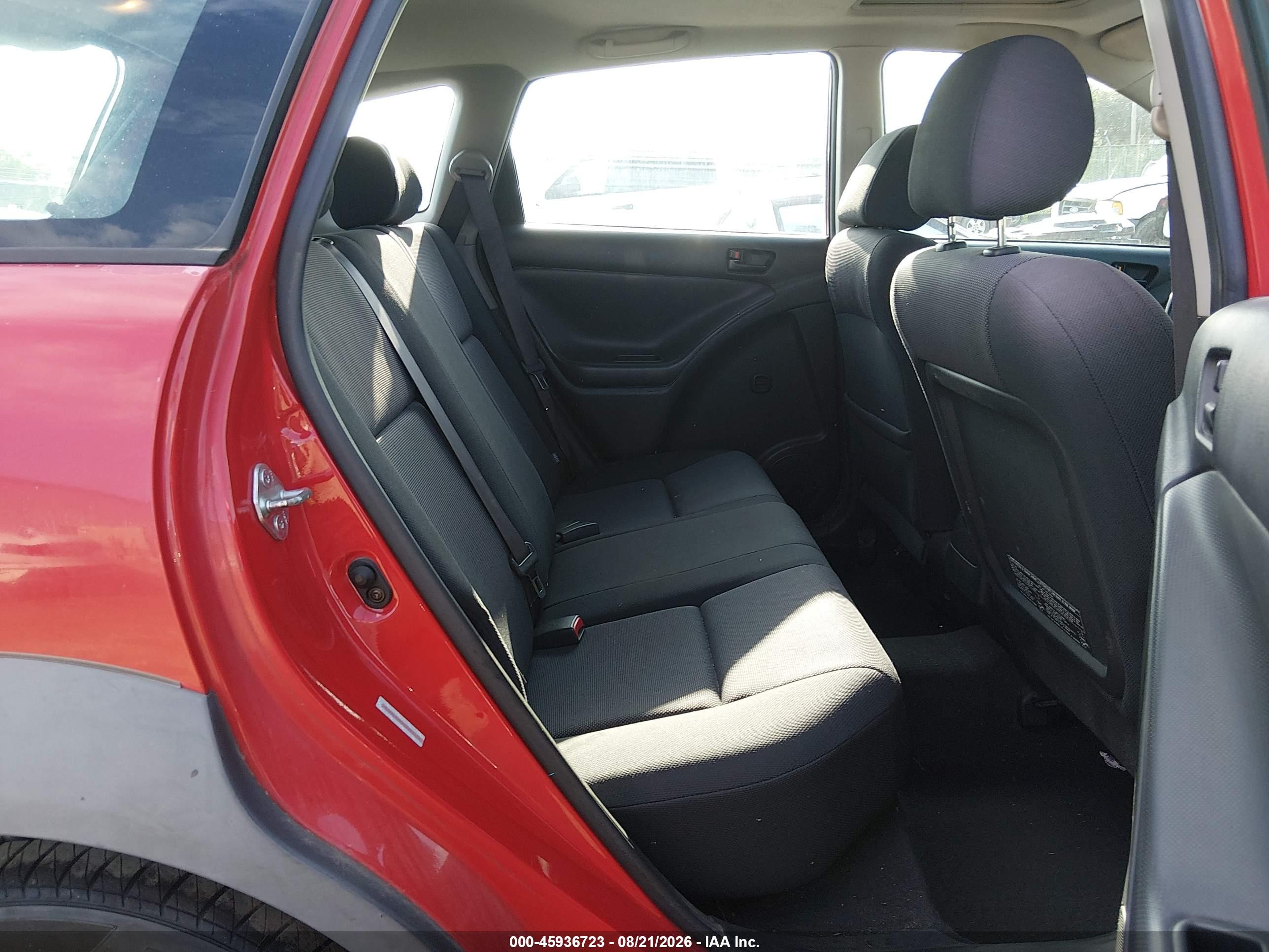 2004 Pontiac Vibe   Red vin: 5Y2SL62824Z457173