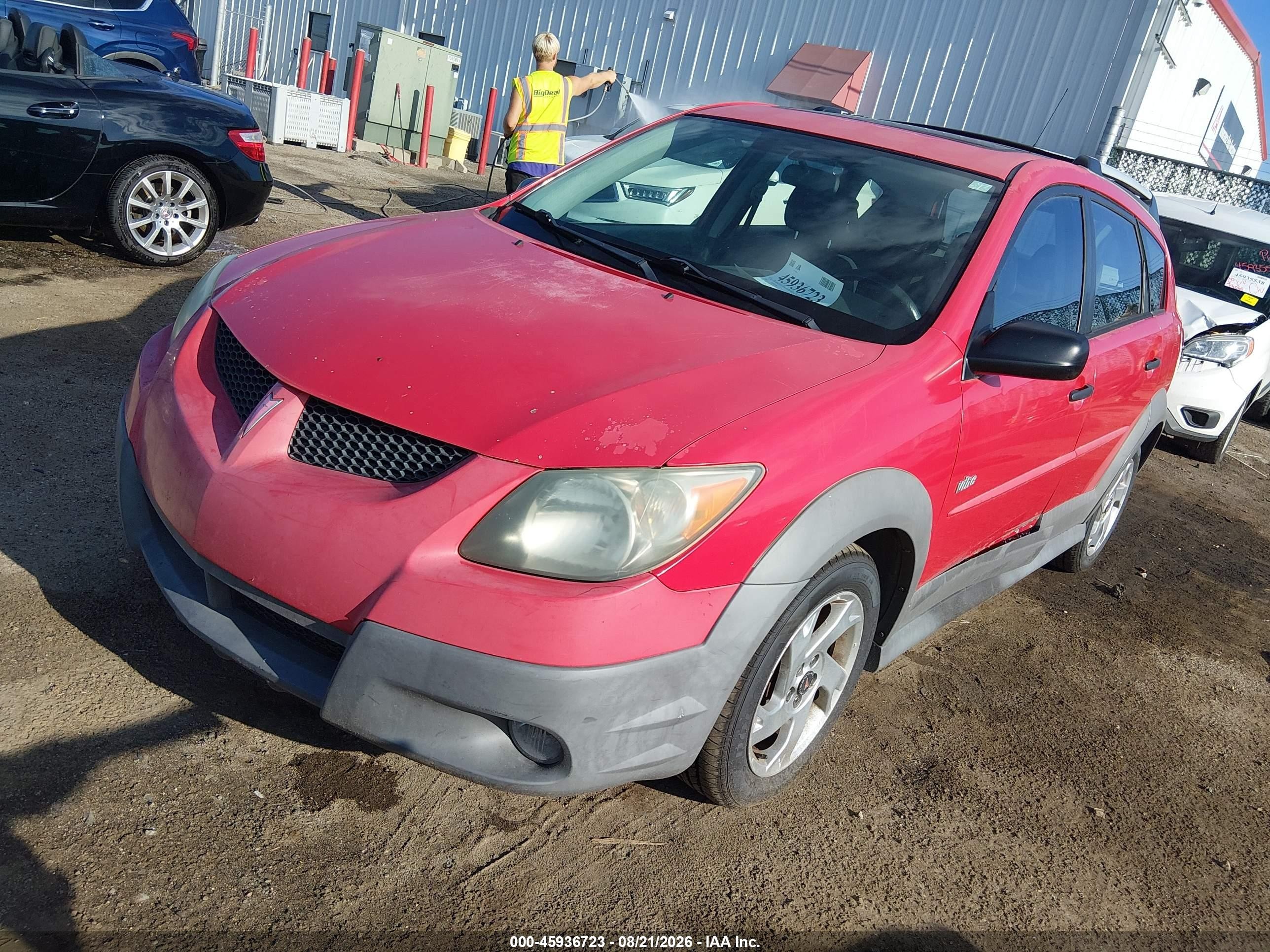 2004 Pontiac Vibe   Red vin: 5Y2SL62824Z457173