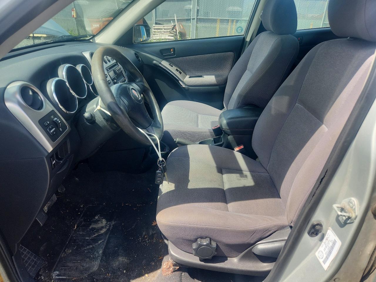 2003 Pontiac Vibe Silver vin: 5Y2SL62833Z480461
