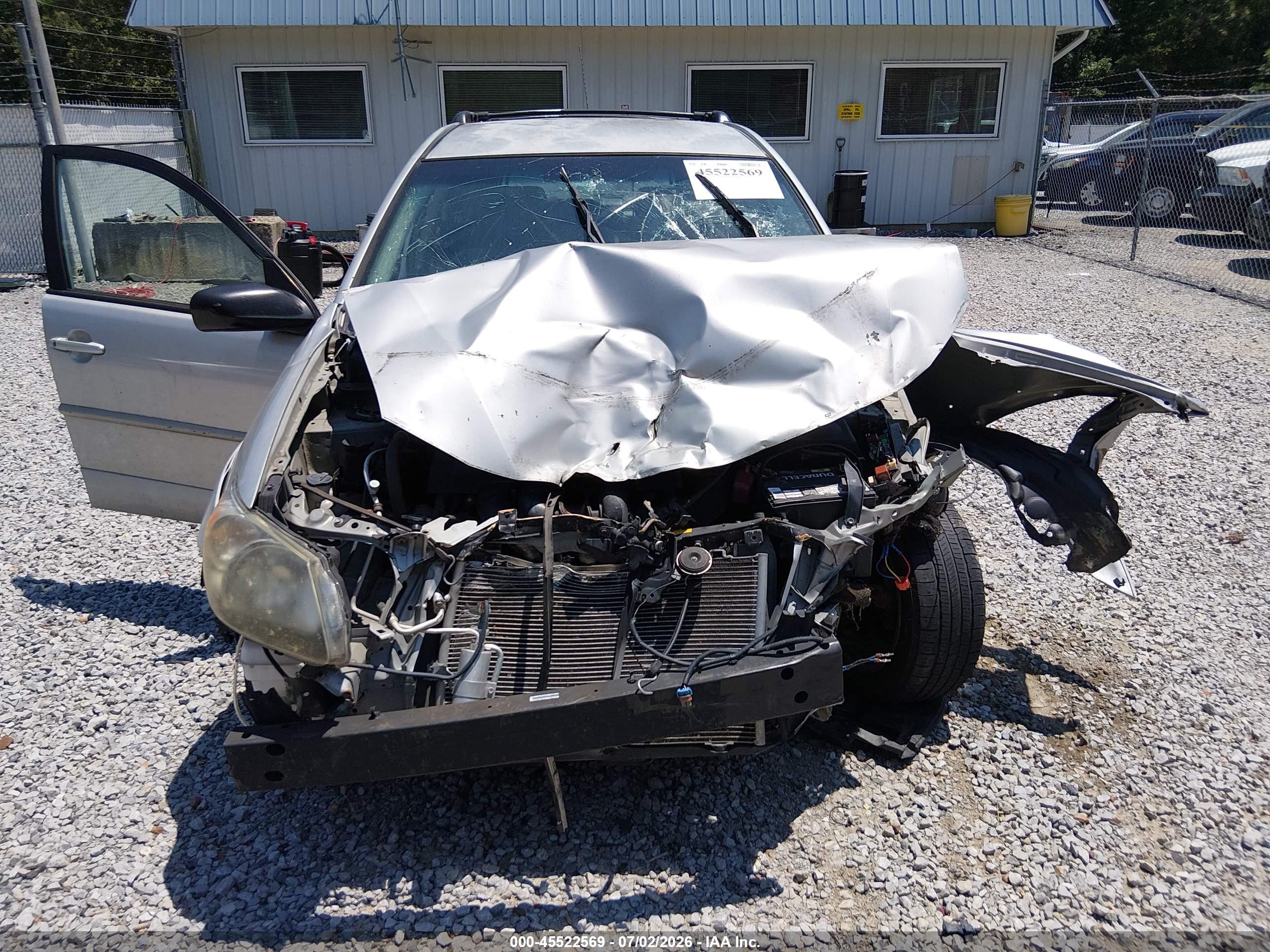2004 Pontiac Vibe   Серебряный vin: 5Y2SL62834Z433478