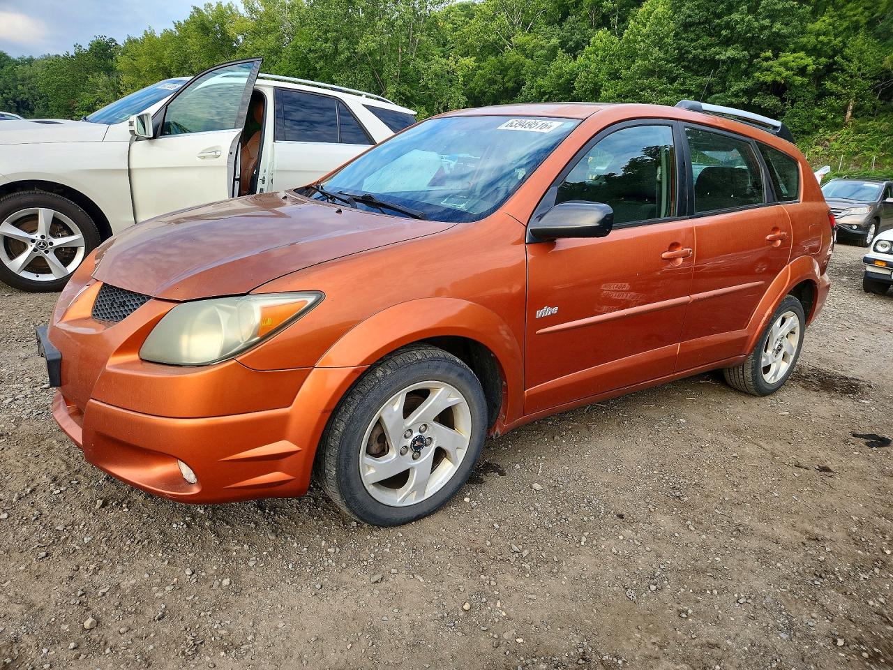 2004 Pontiac Vibe Orange vin: 5Y2SL62834Z437904