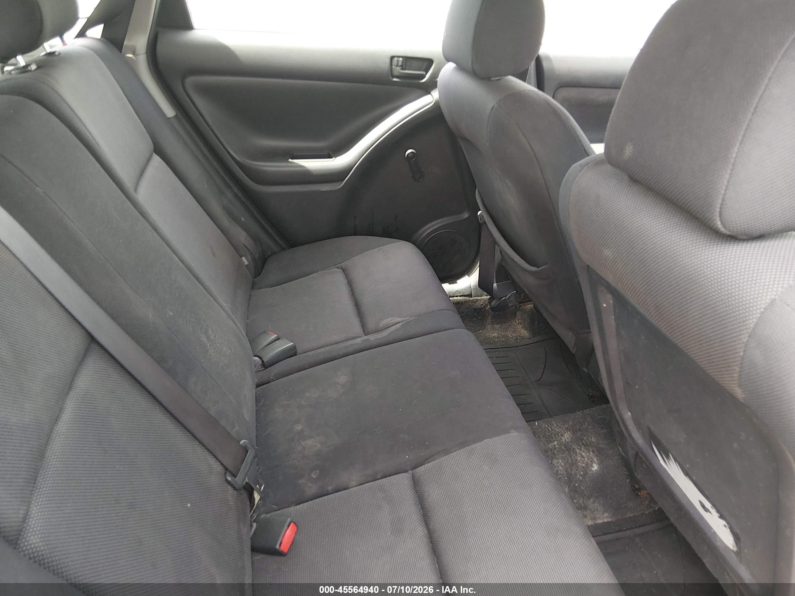 2004 Pontiac Vibe   Silver vin: 5Y2SL62834Z444805