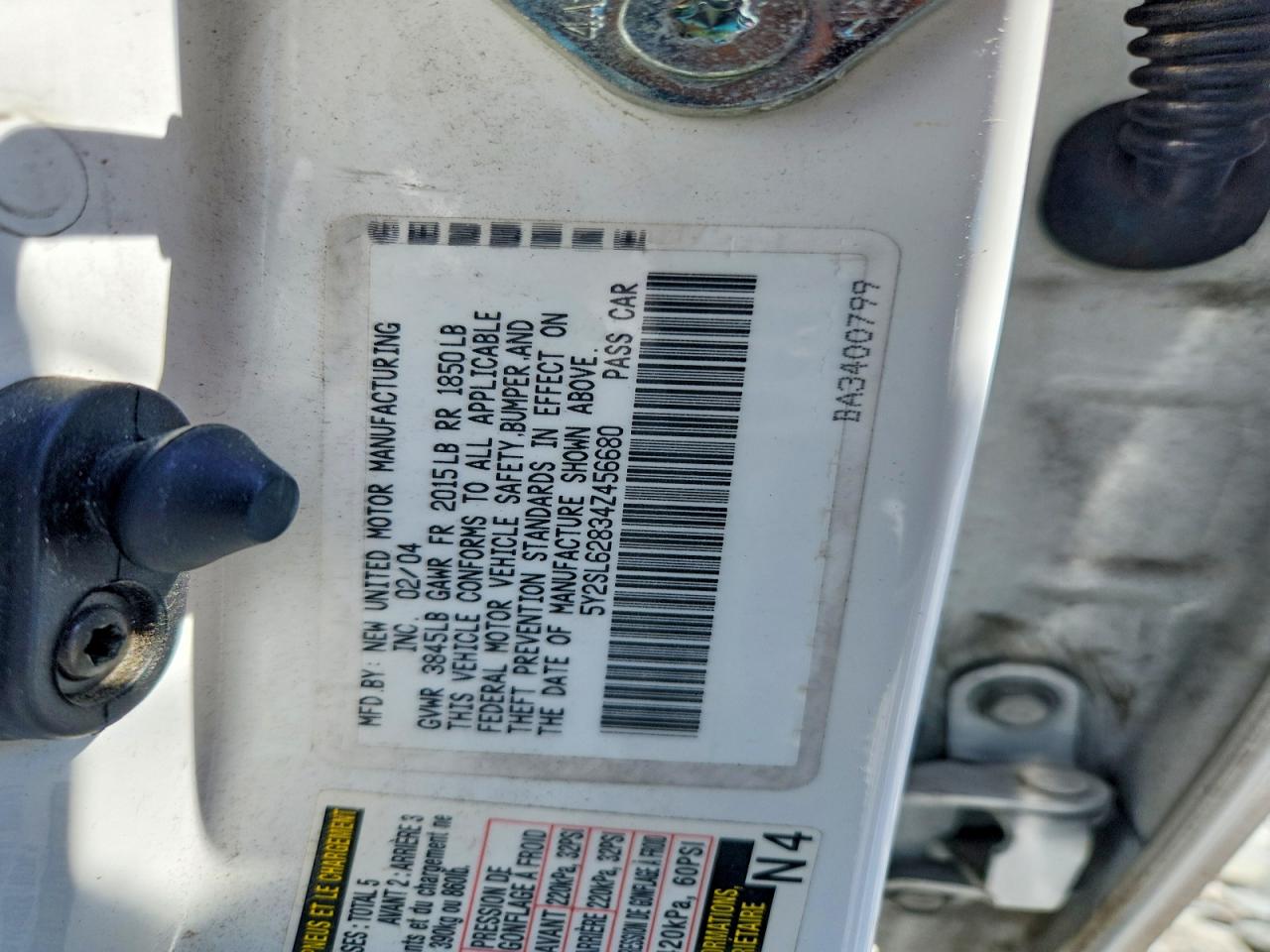 2004 Pontiac Vibe White vin: 5Y2SL62834Z456680