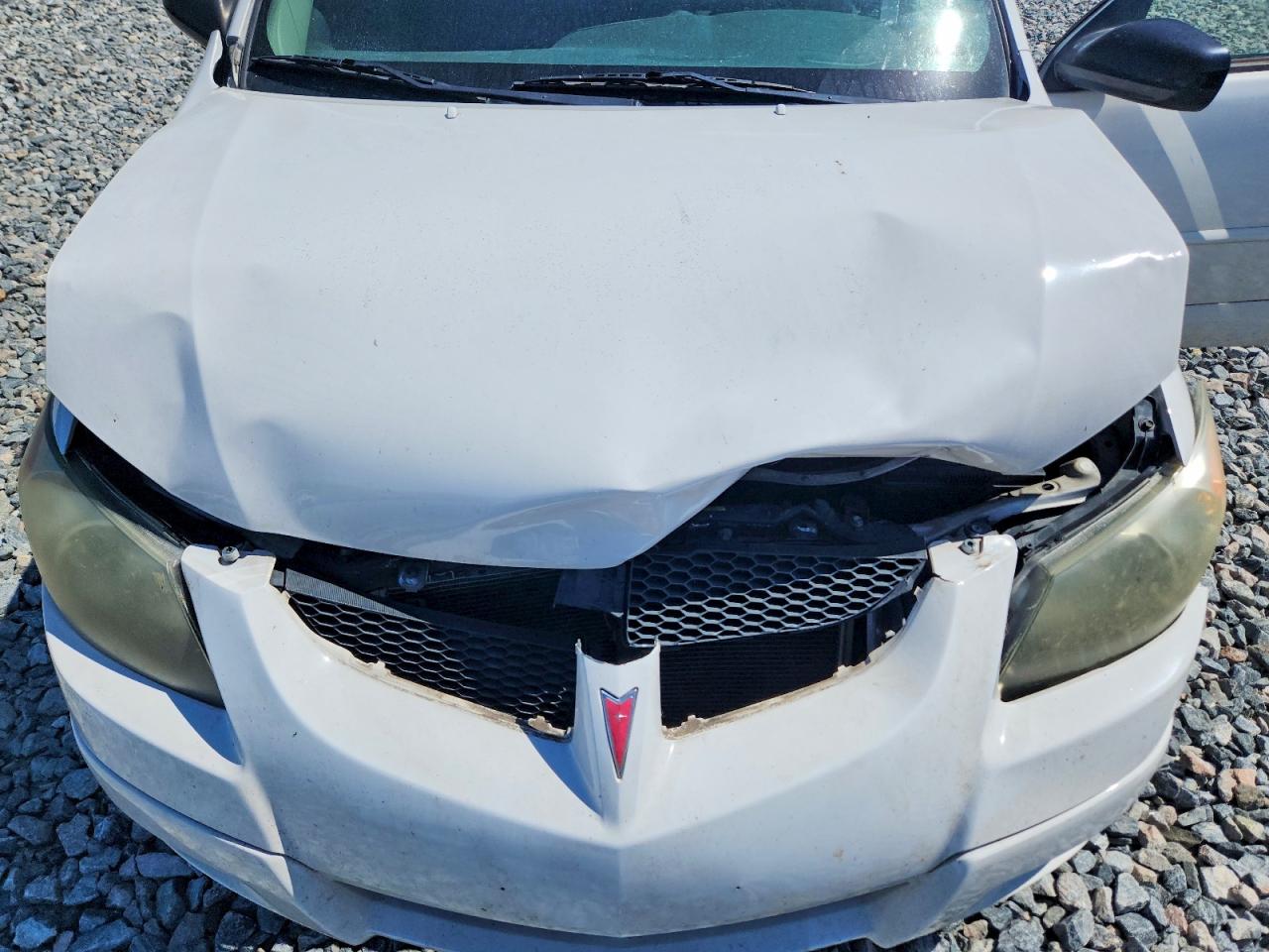 2004 Pontiac Vibe White vin: 5Y2SL62834Z456680