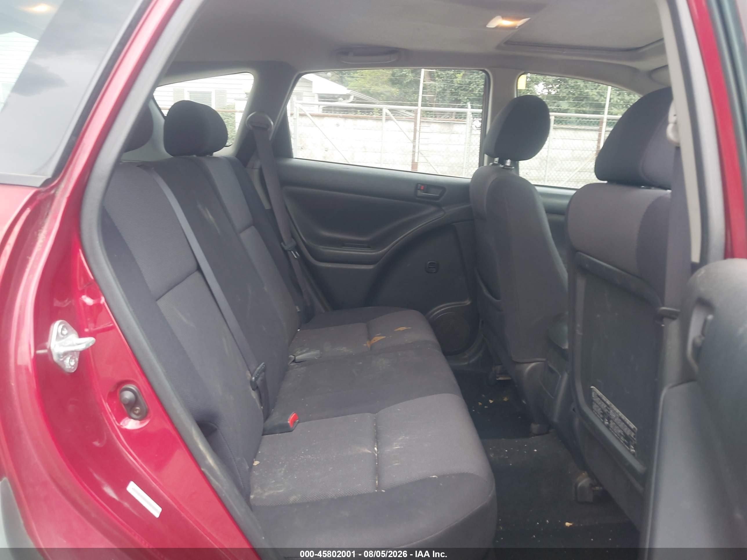 2004 Pontiac Vibe   Burgundy vin: 5Y2SL62844Z429505