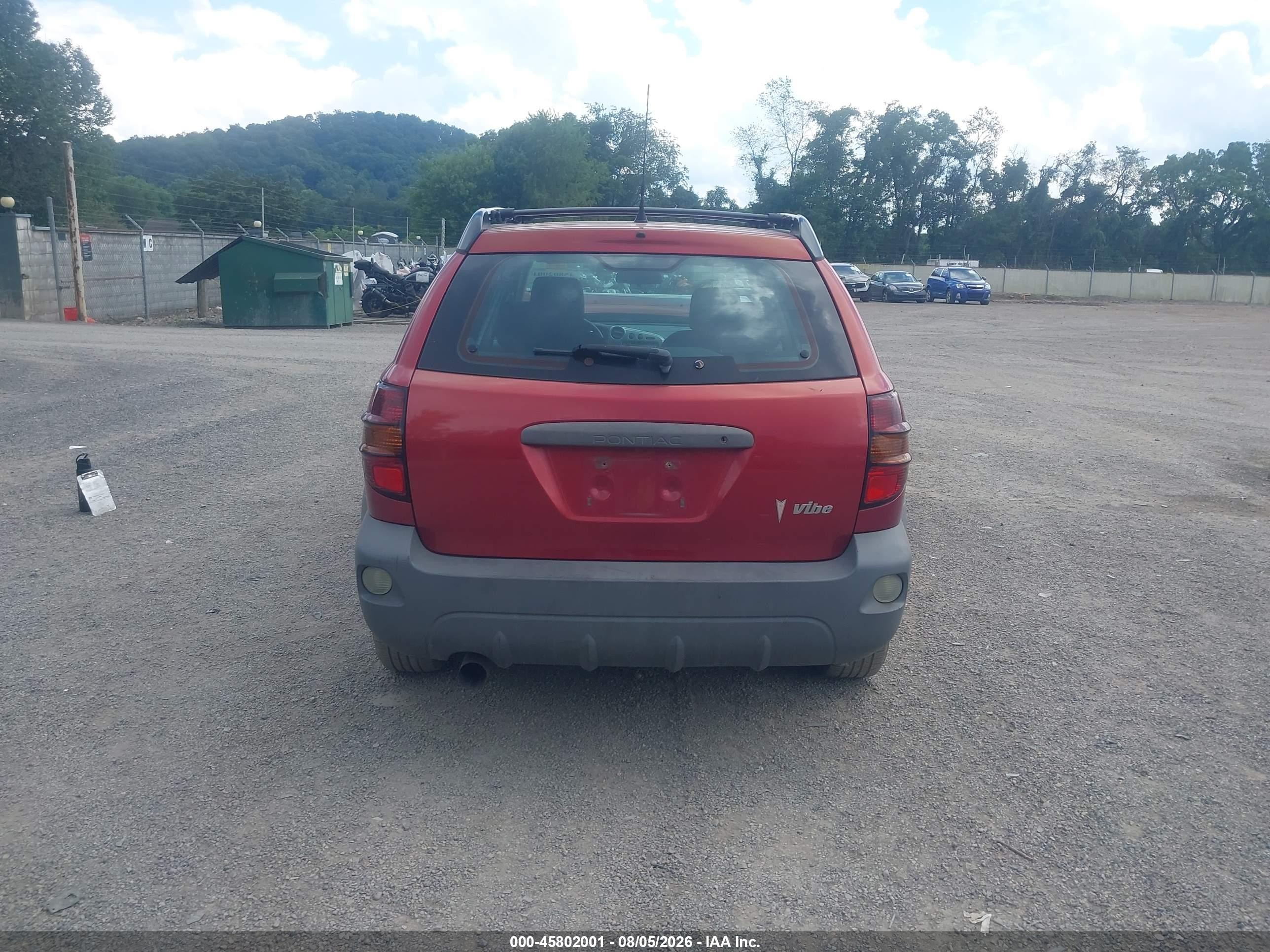 2004 Pontiac Vibe   Burgundy vin: 5Y2SL62844Z429505