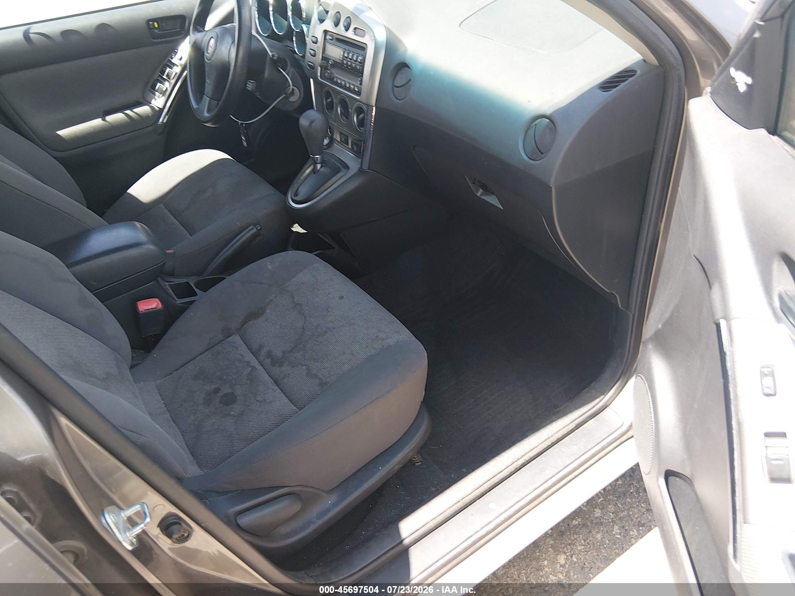 2004 Pontiac Vibe   Gray vin: 5Y2SL62844Z439094