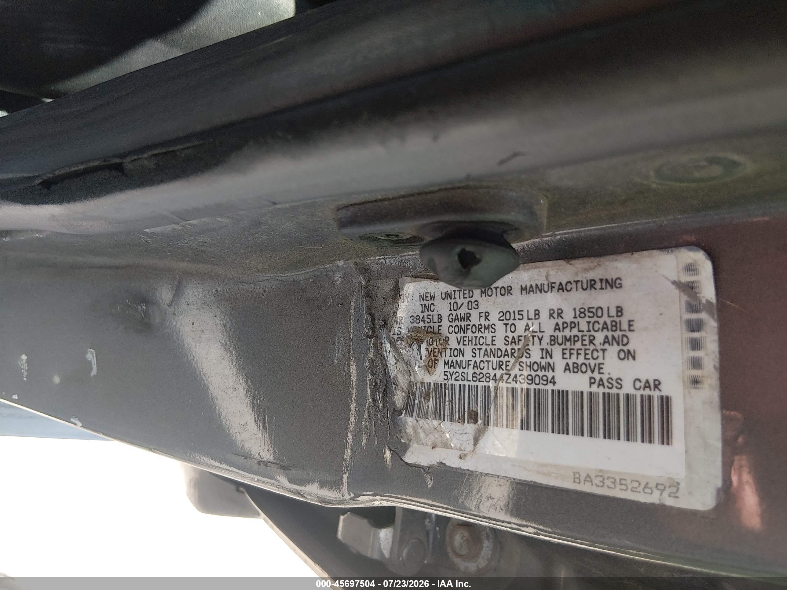 2004 Pontiac Vibe   Gray vin: 5Y2SL62844Z439094